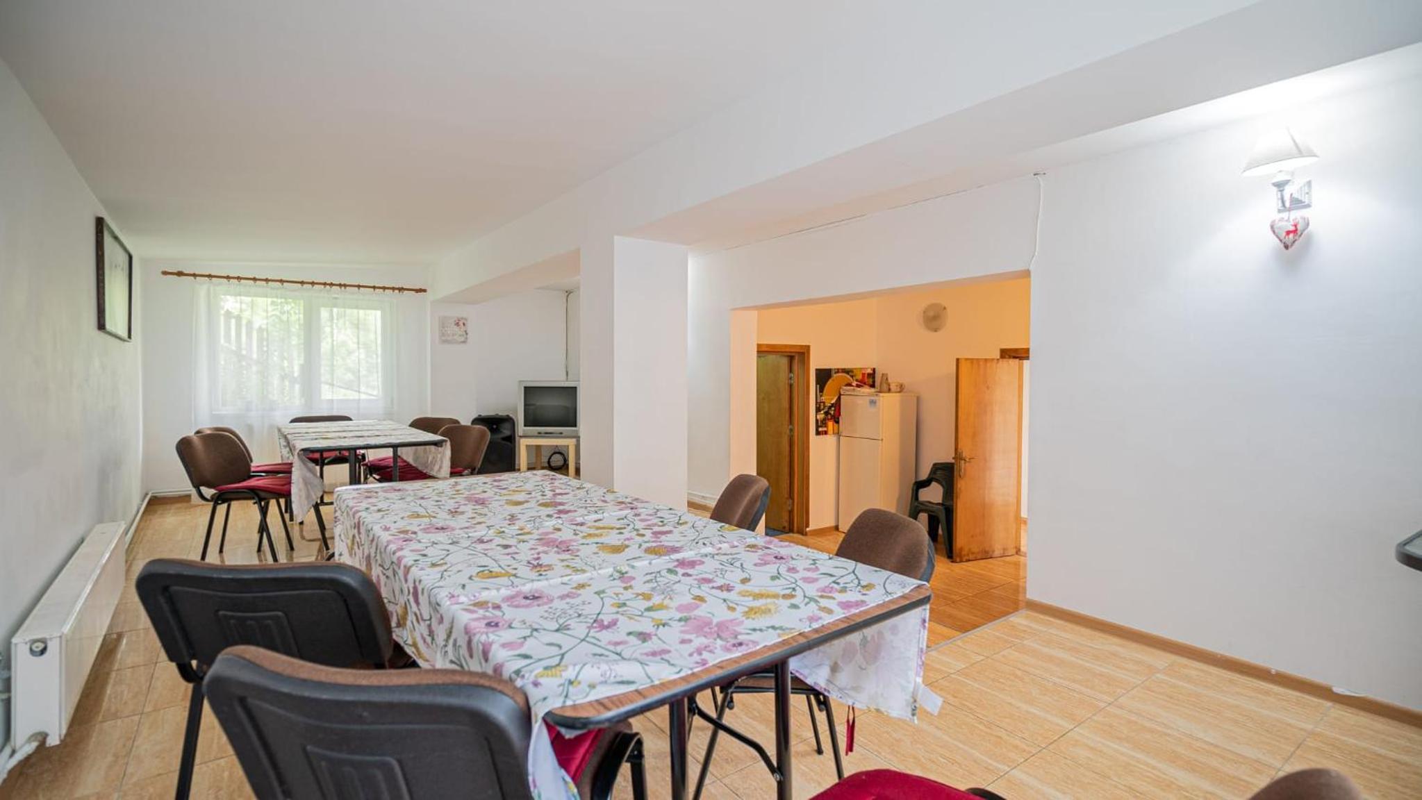 Double Room - Photo 6