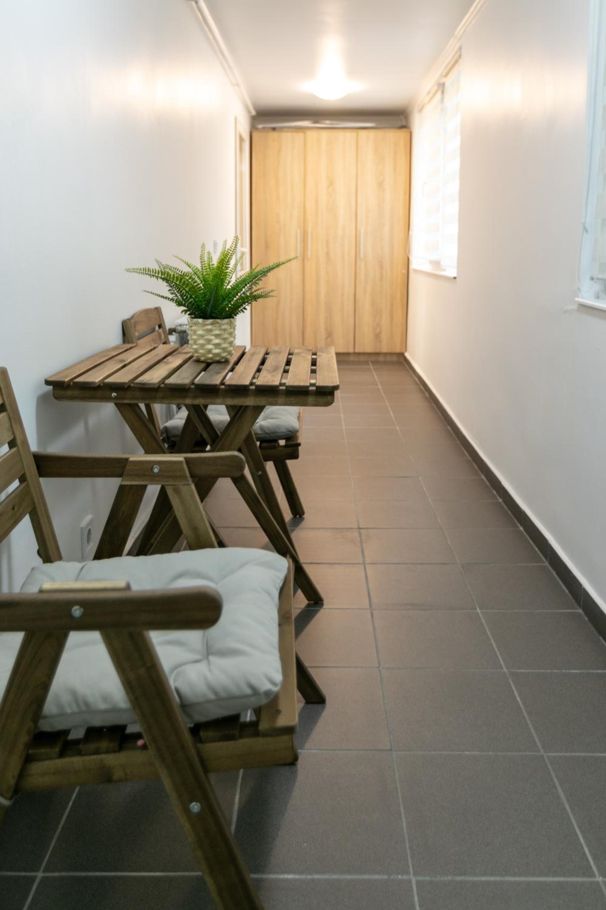 Two-Bedroom Apartment - Photo 2