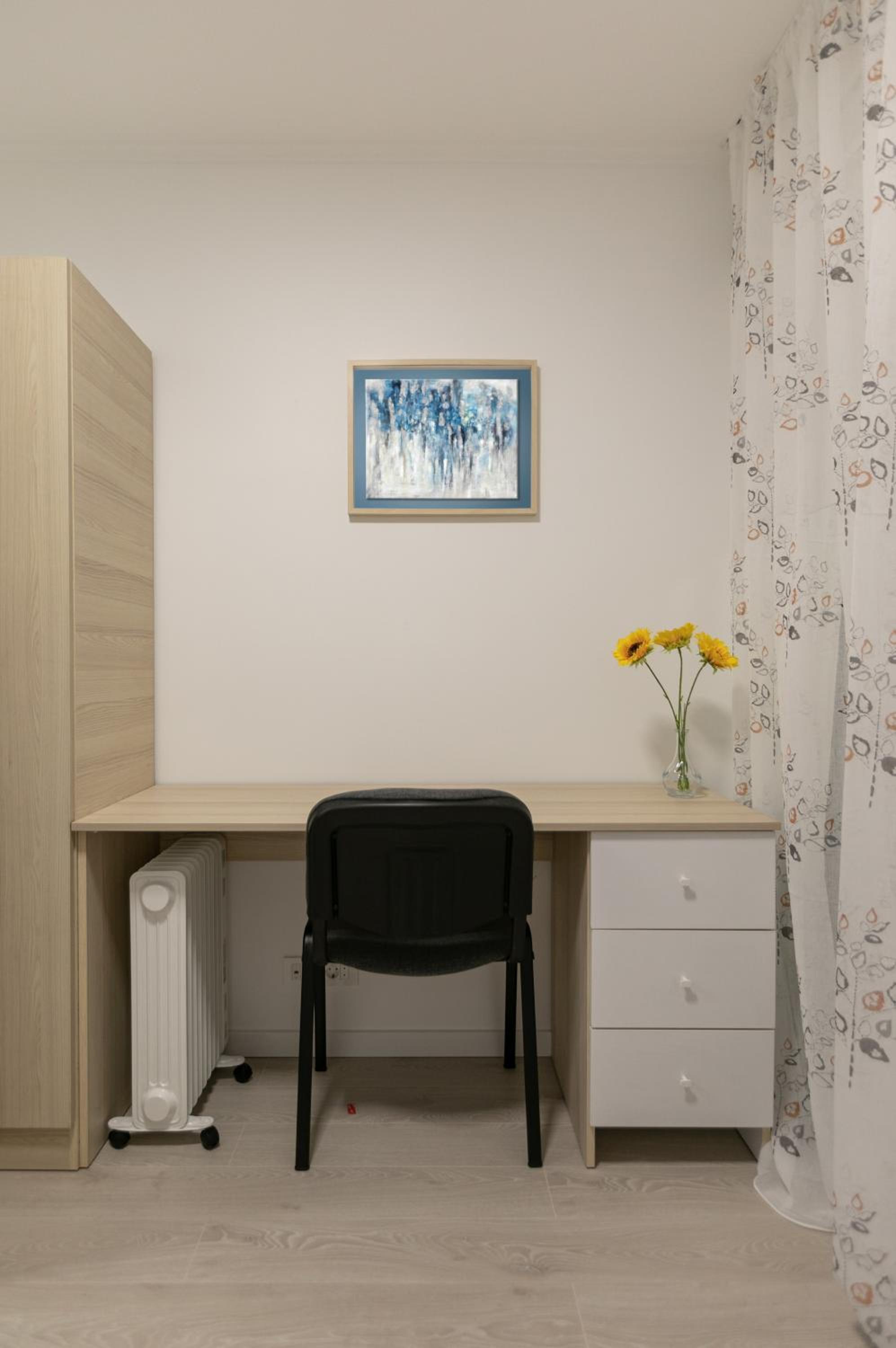 Two-Bedroom Apartment - Photo 18