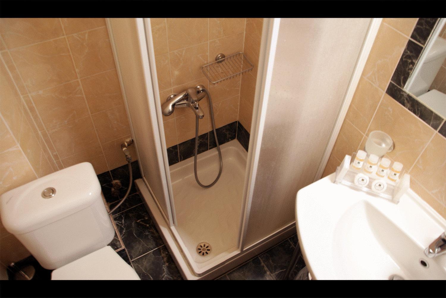 Double Room - Photo 9