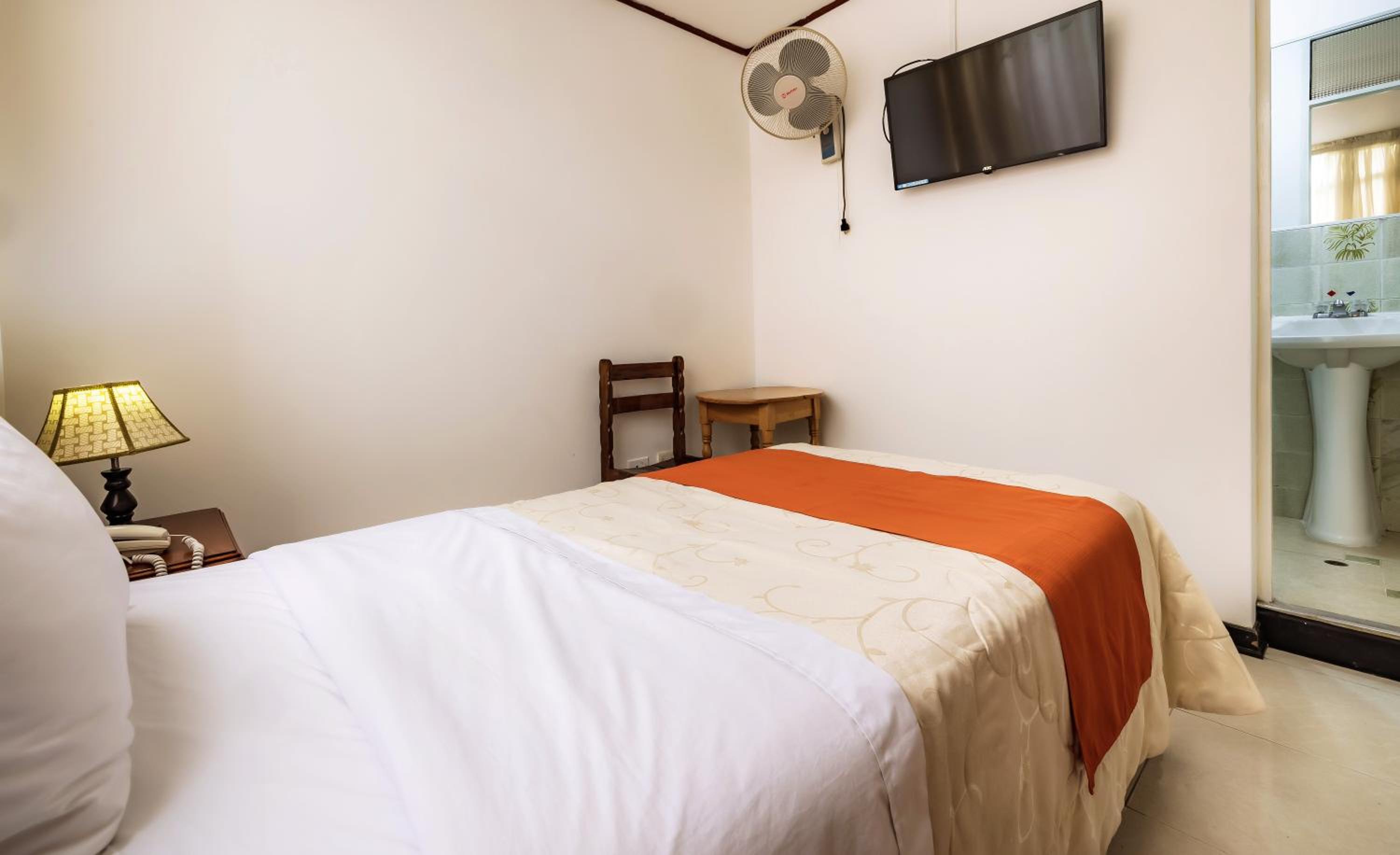 Single Room photo 2