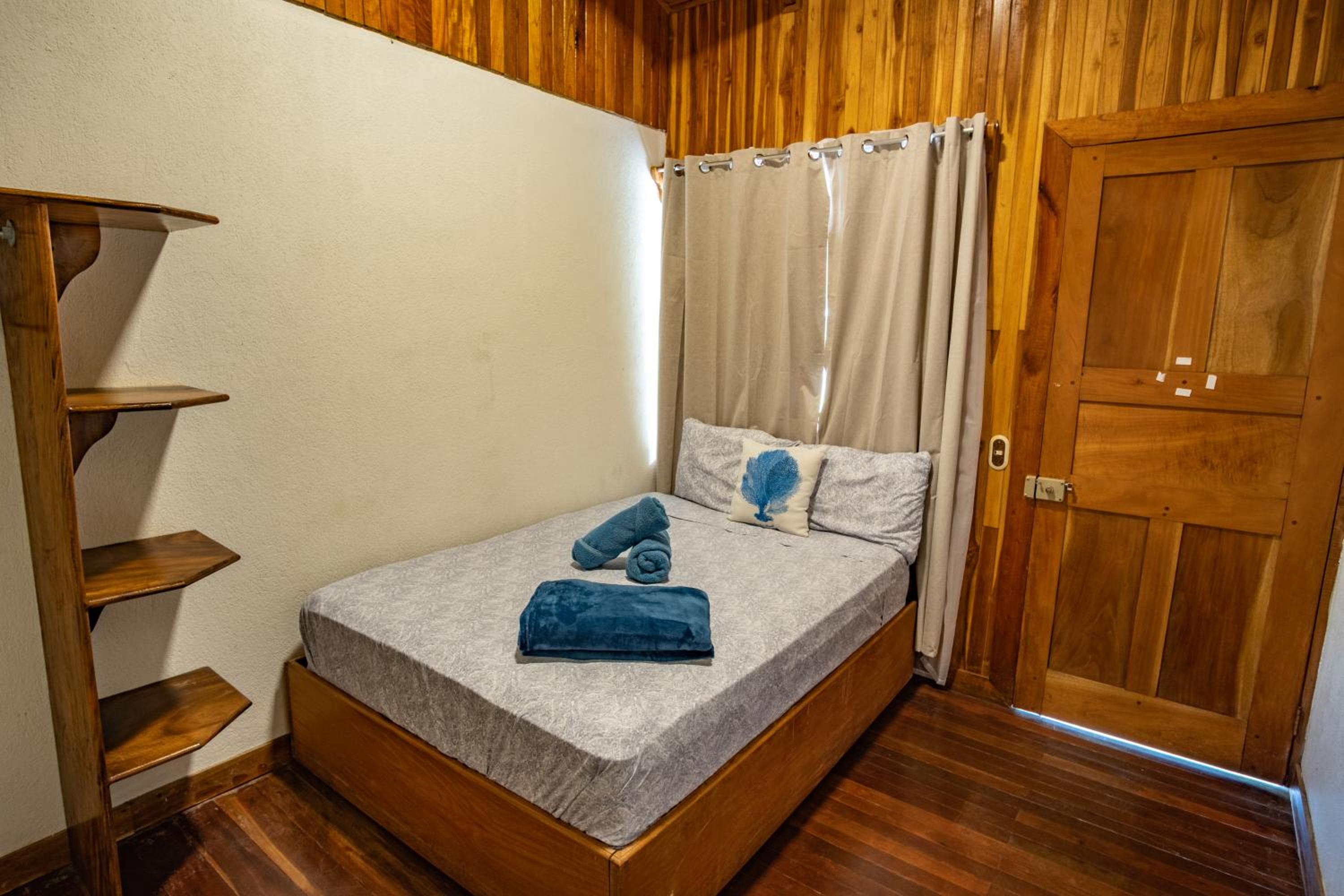 Double Room with Private Bathroom photo 3