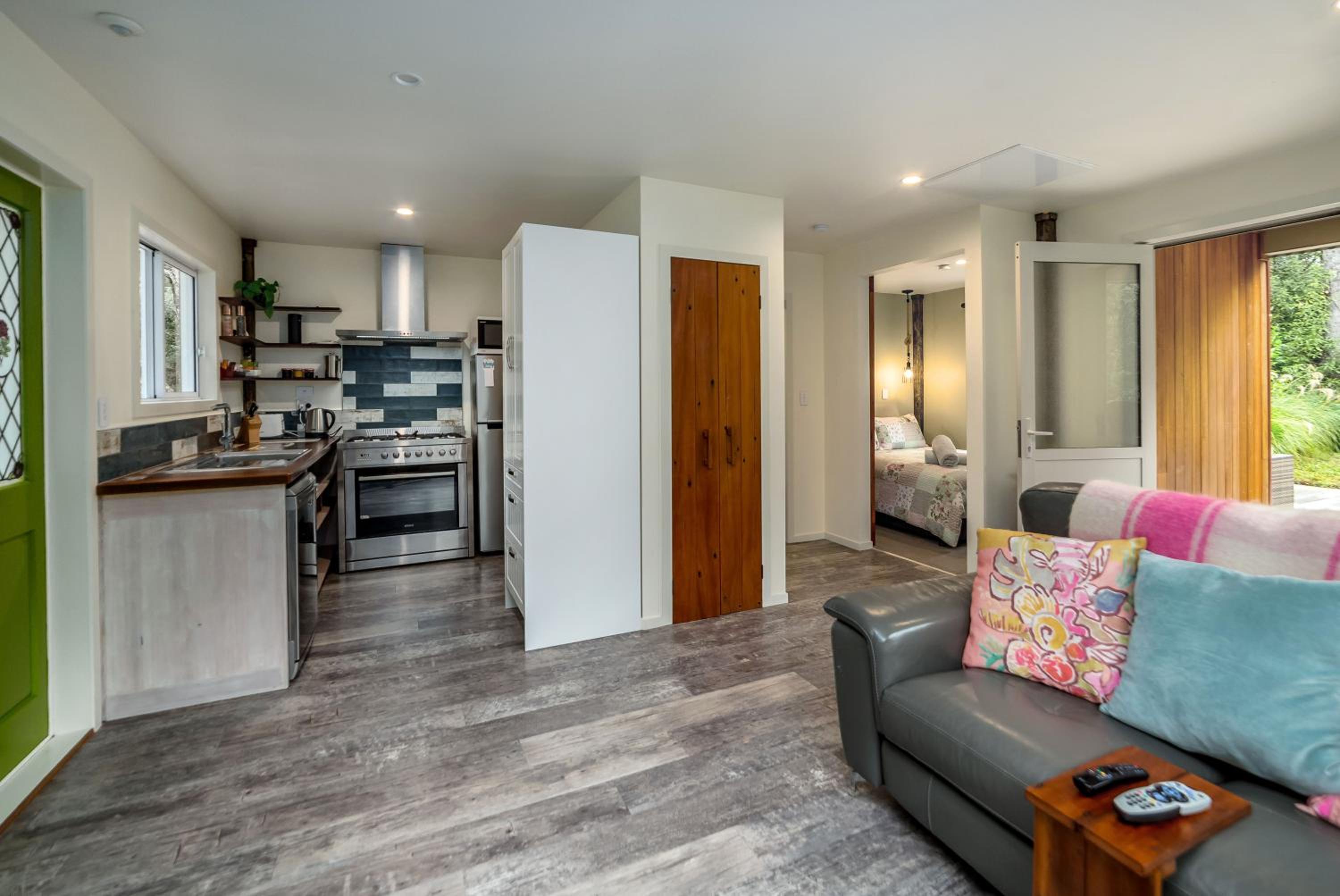 One-Bedroom House photo 2