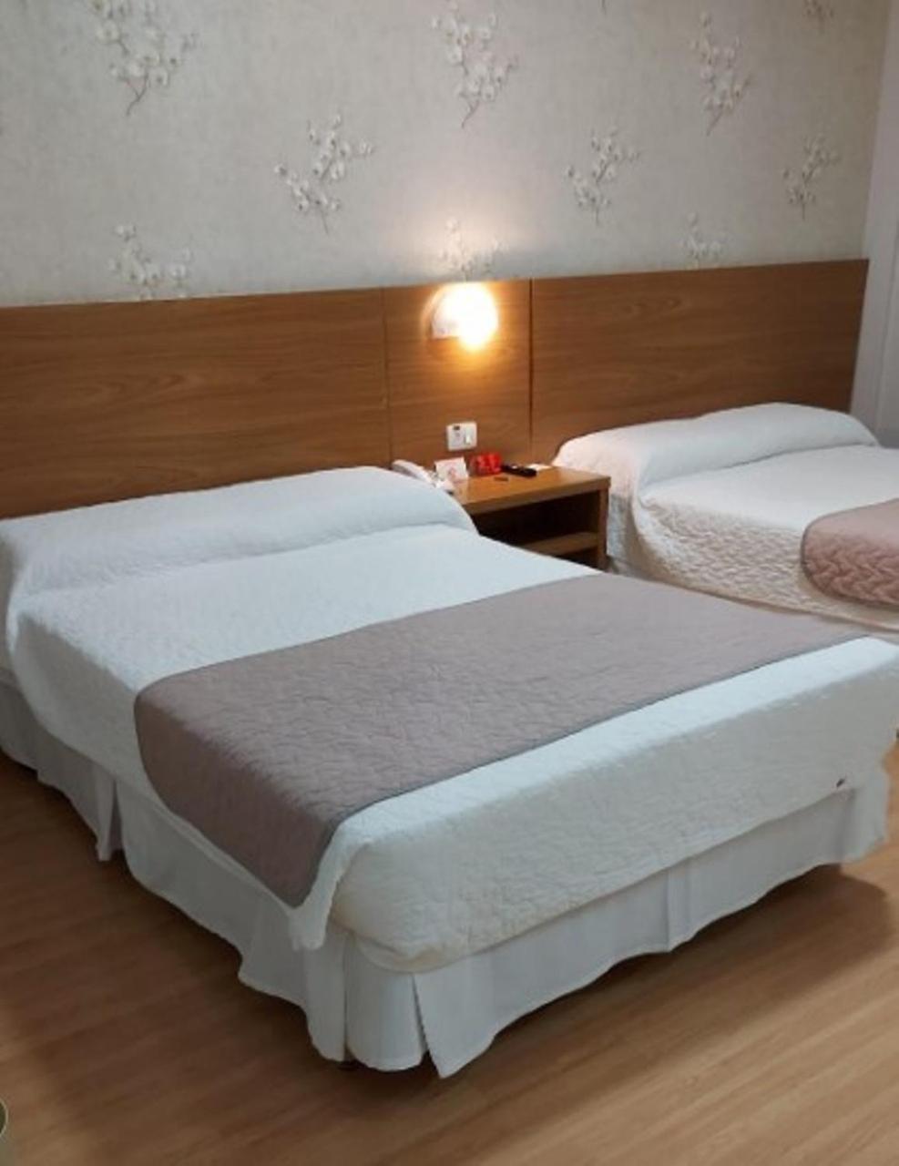 Standard Triple Room - Photo 2