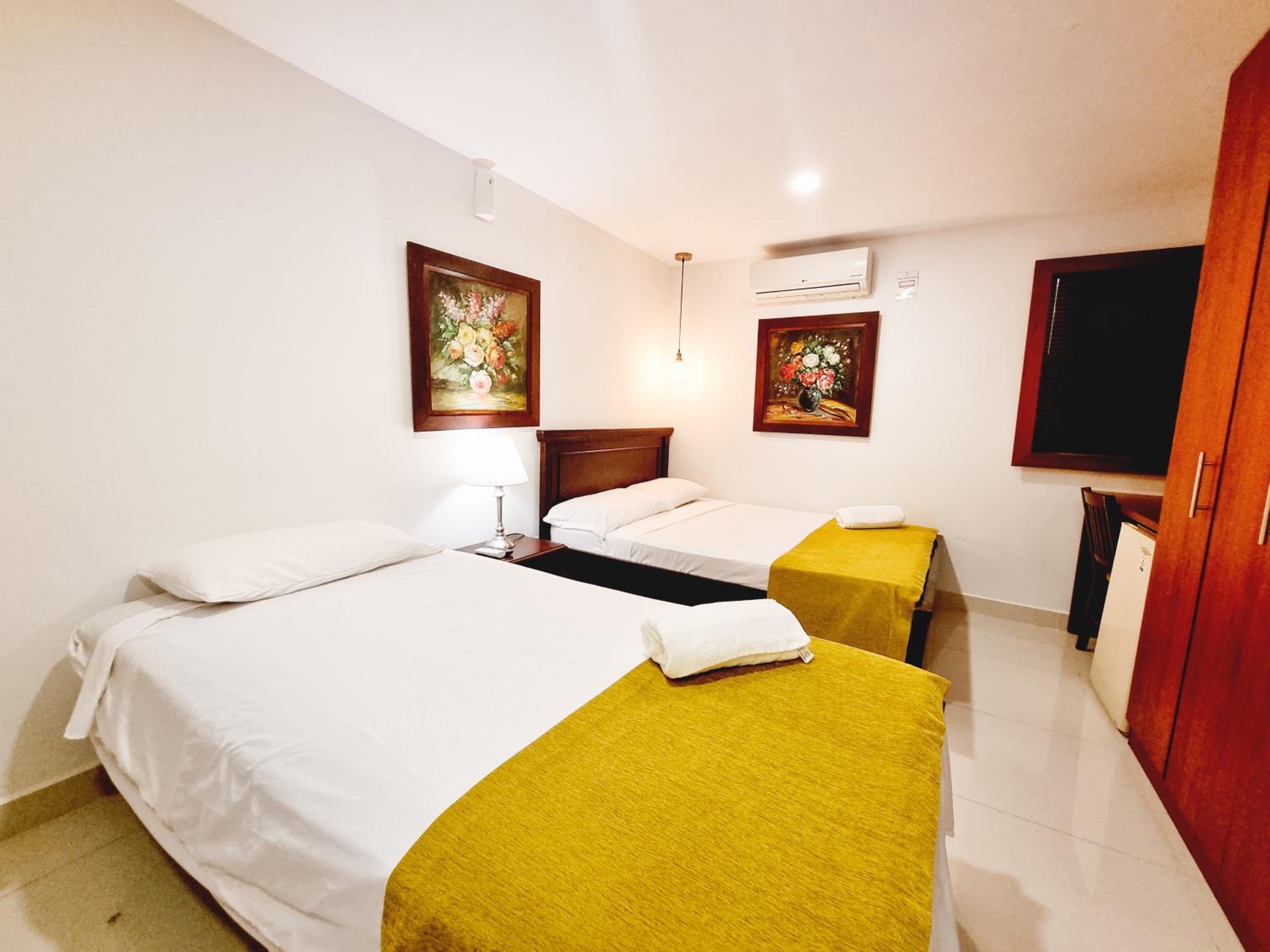 Triple Room