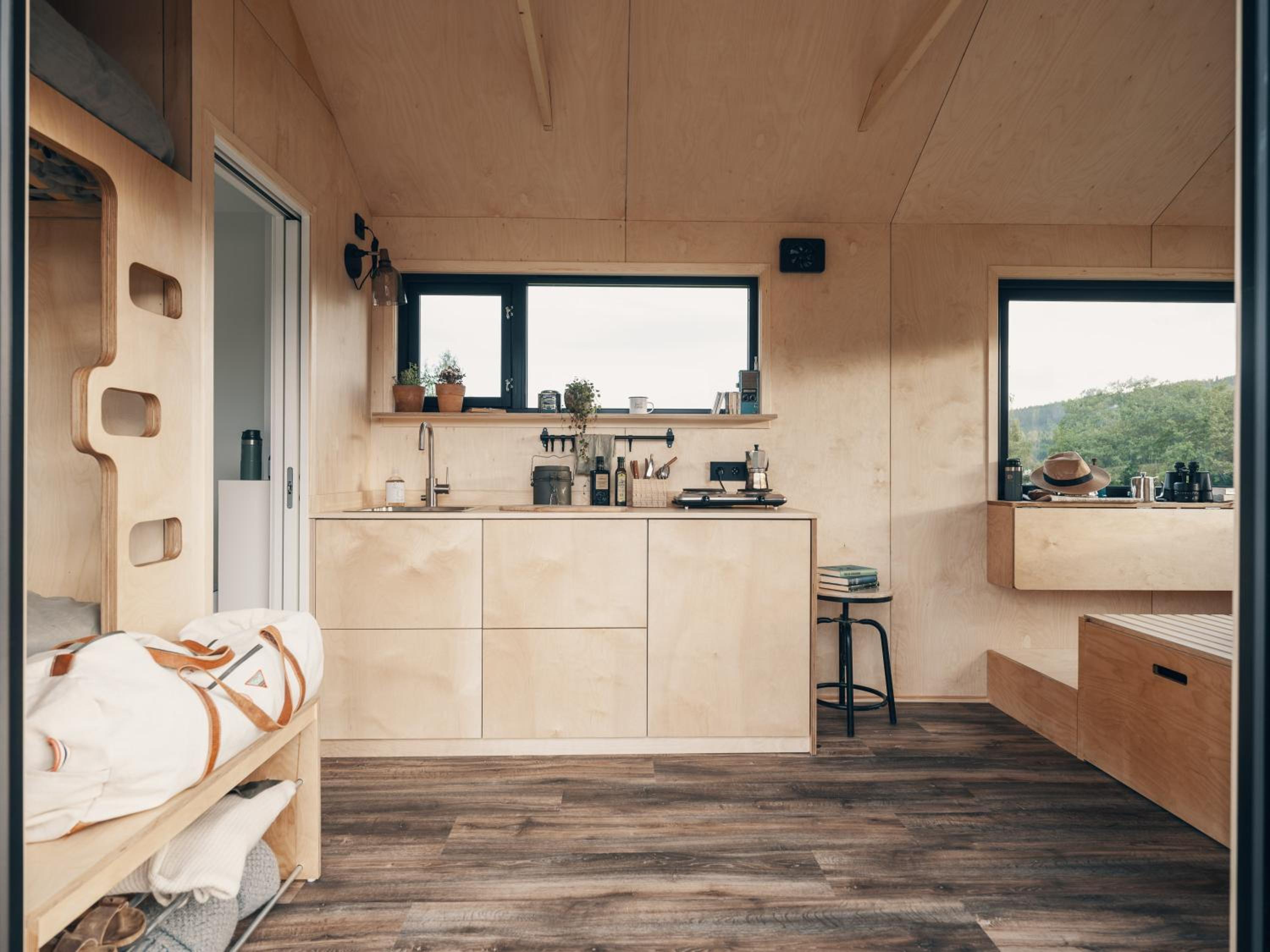 Deluxe Bungalow - Photo 2