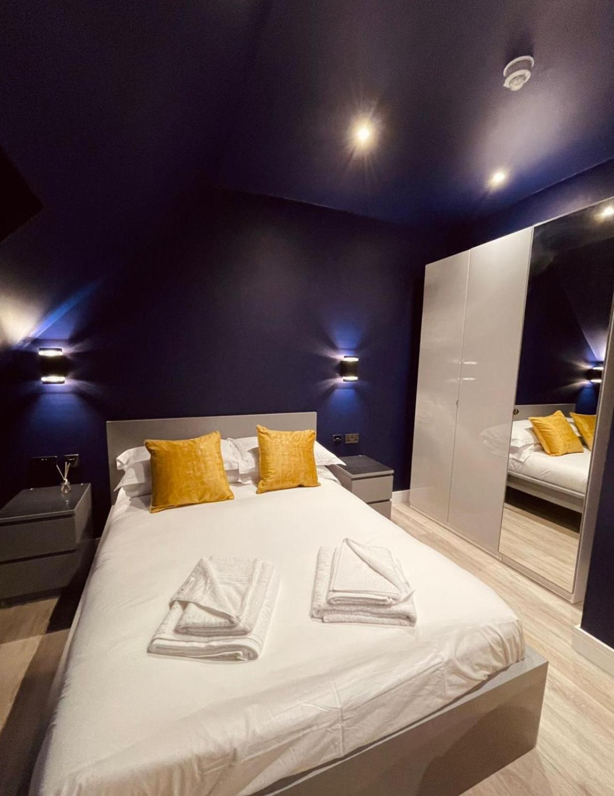 Queen Suite - Photo 5