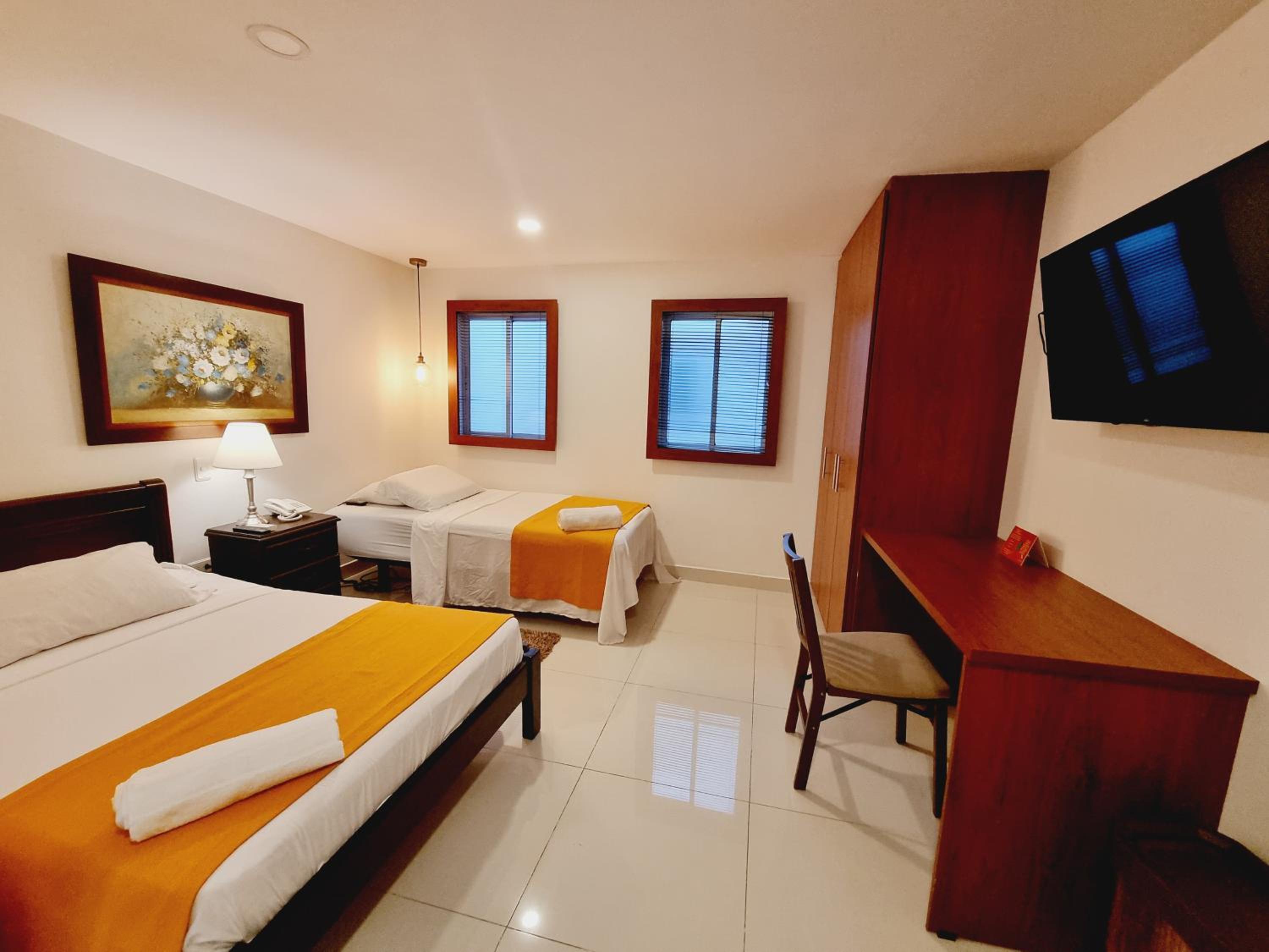 Standard Twin Room