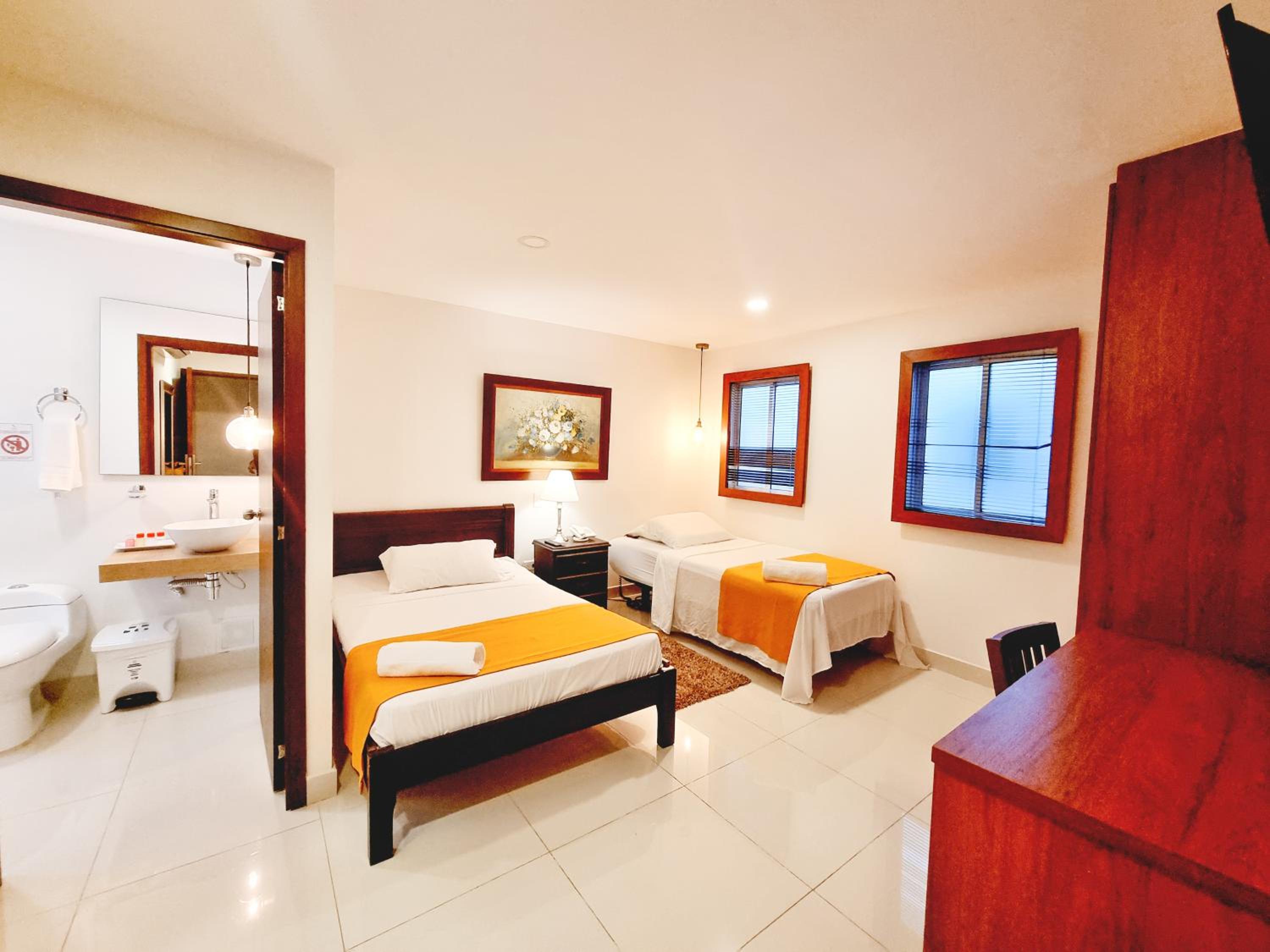 Standard Twin Room