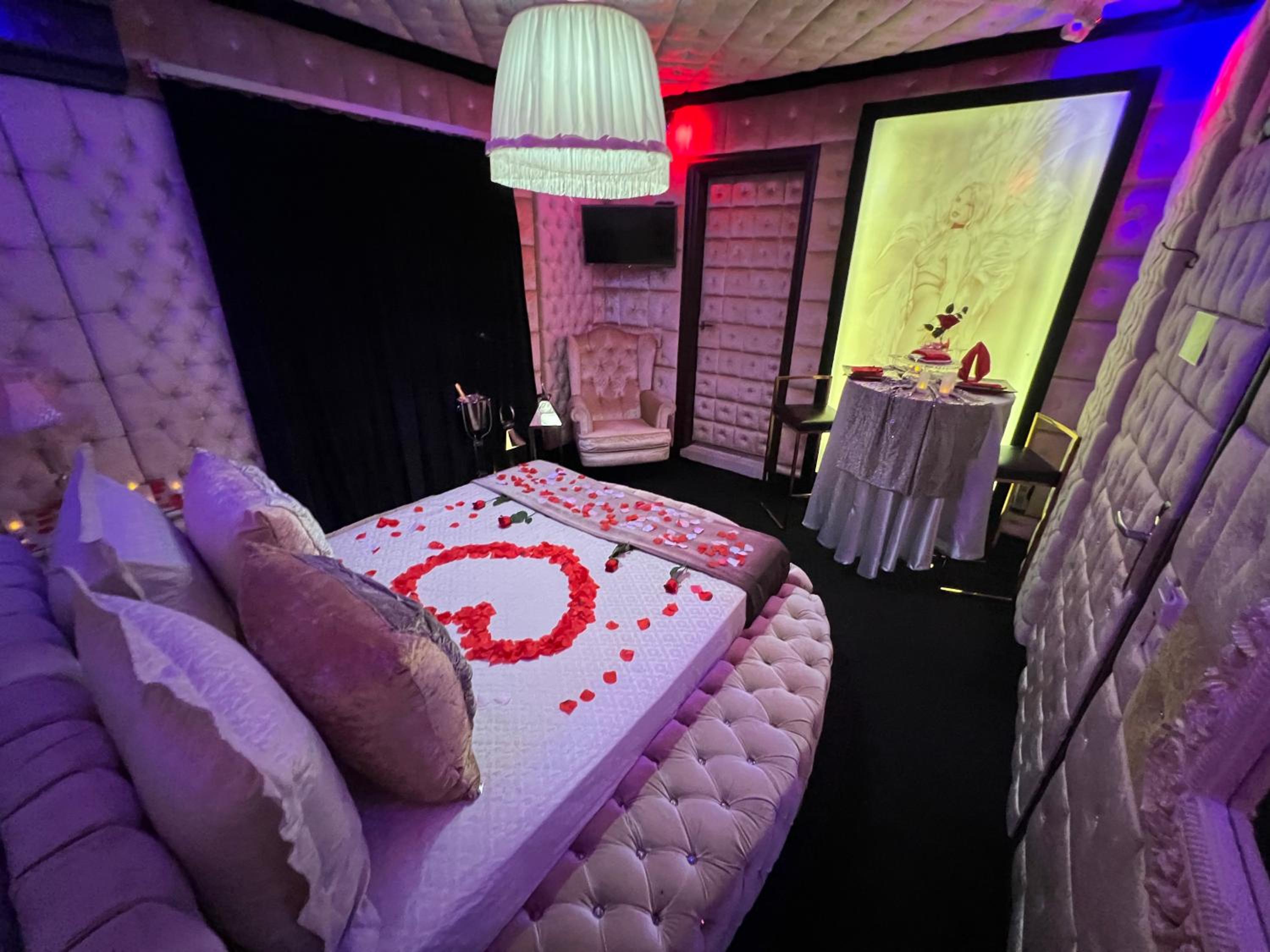 King Suite with Spa Bath