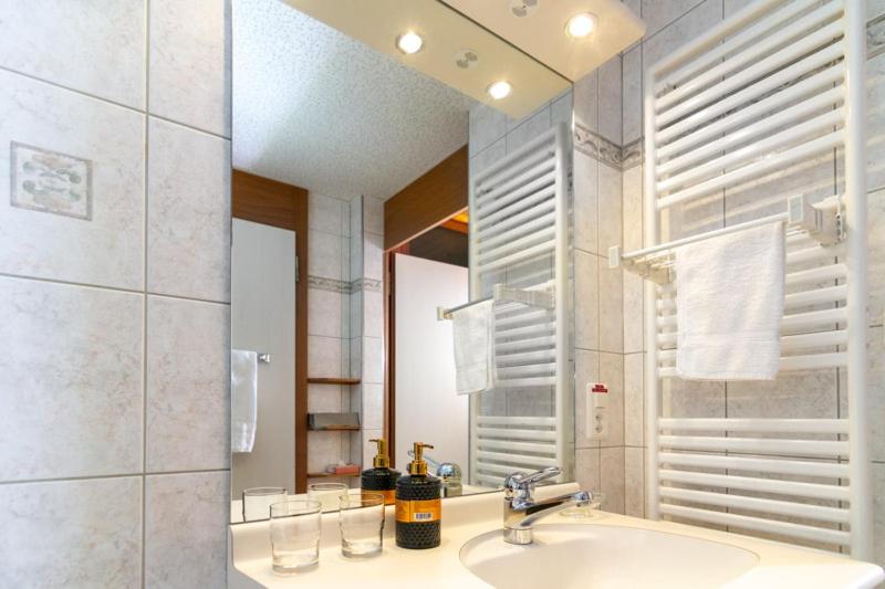 Deluxe Double Room with Shower photo 3