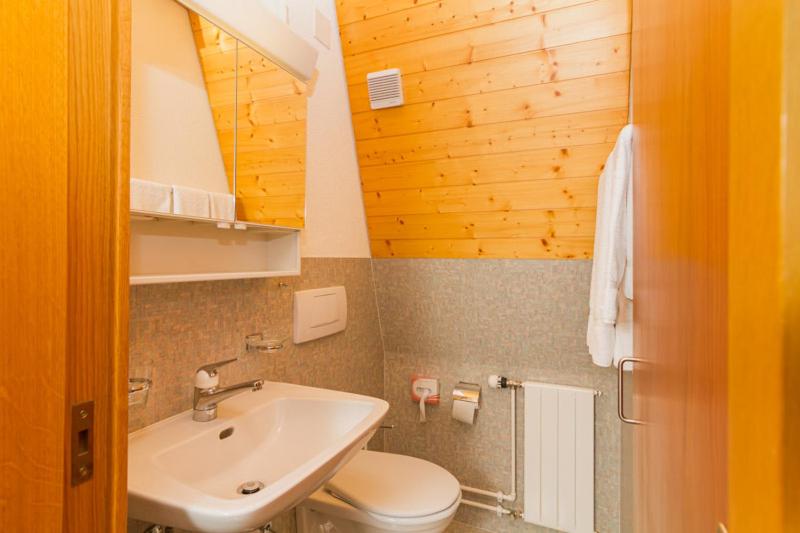 Double Room with Shared Toilet photo 3