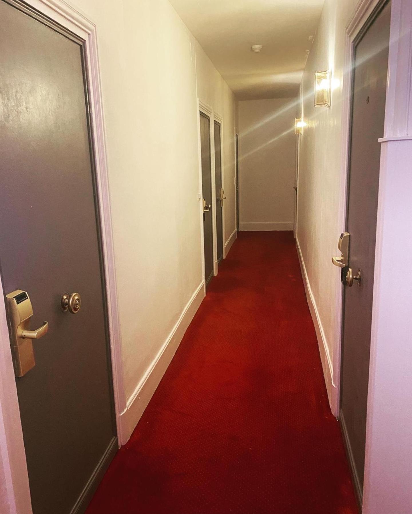 Double Room - Photo 5
