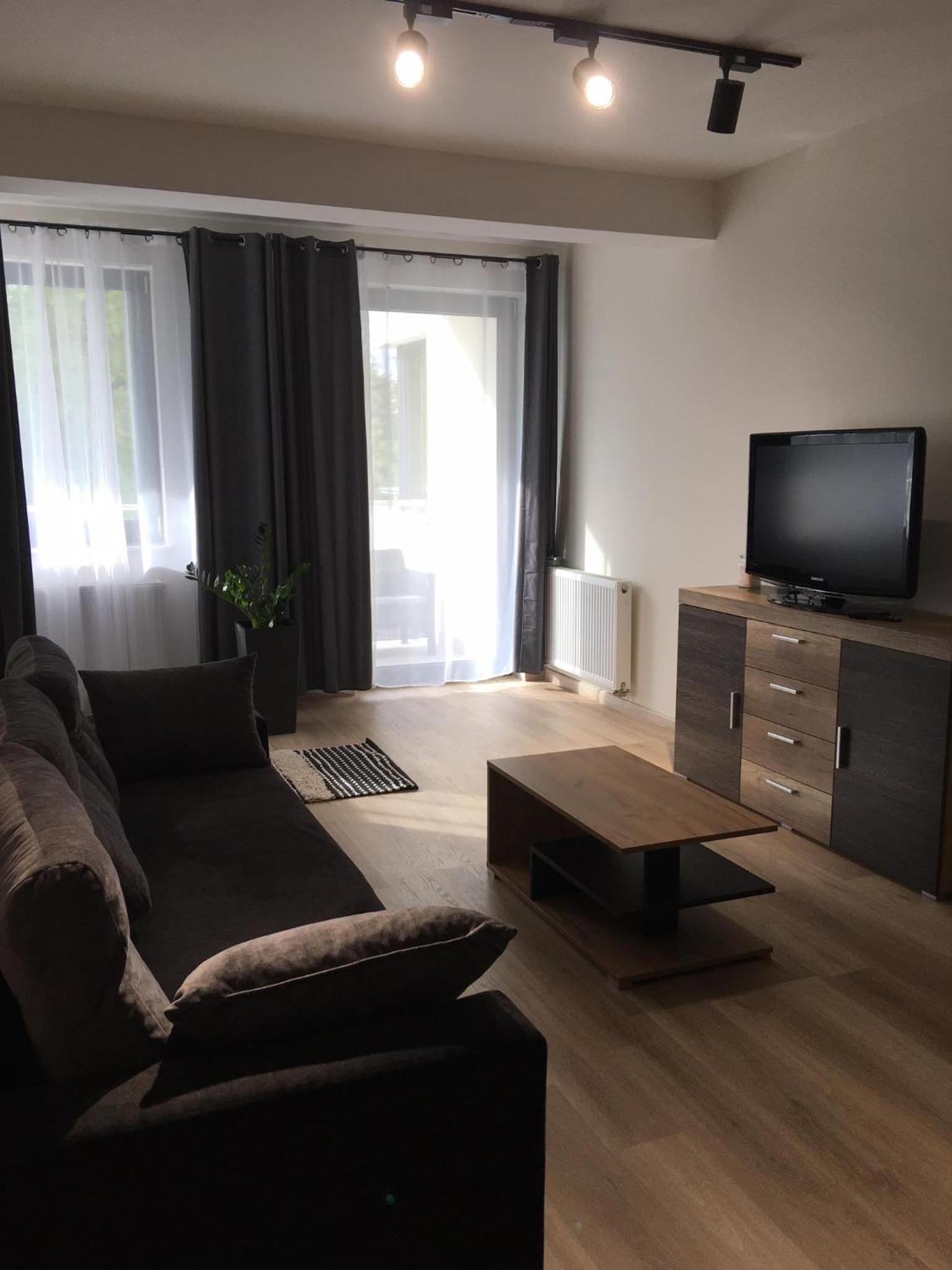 One-Bedroom Apartment - Photo 1