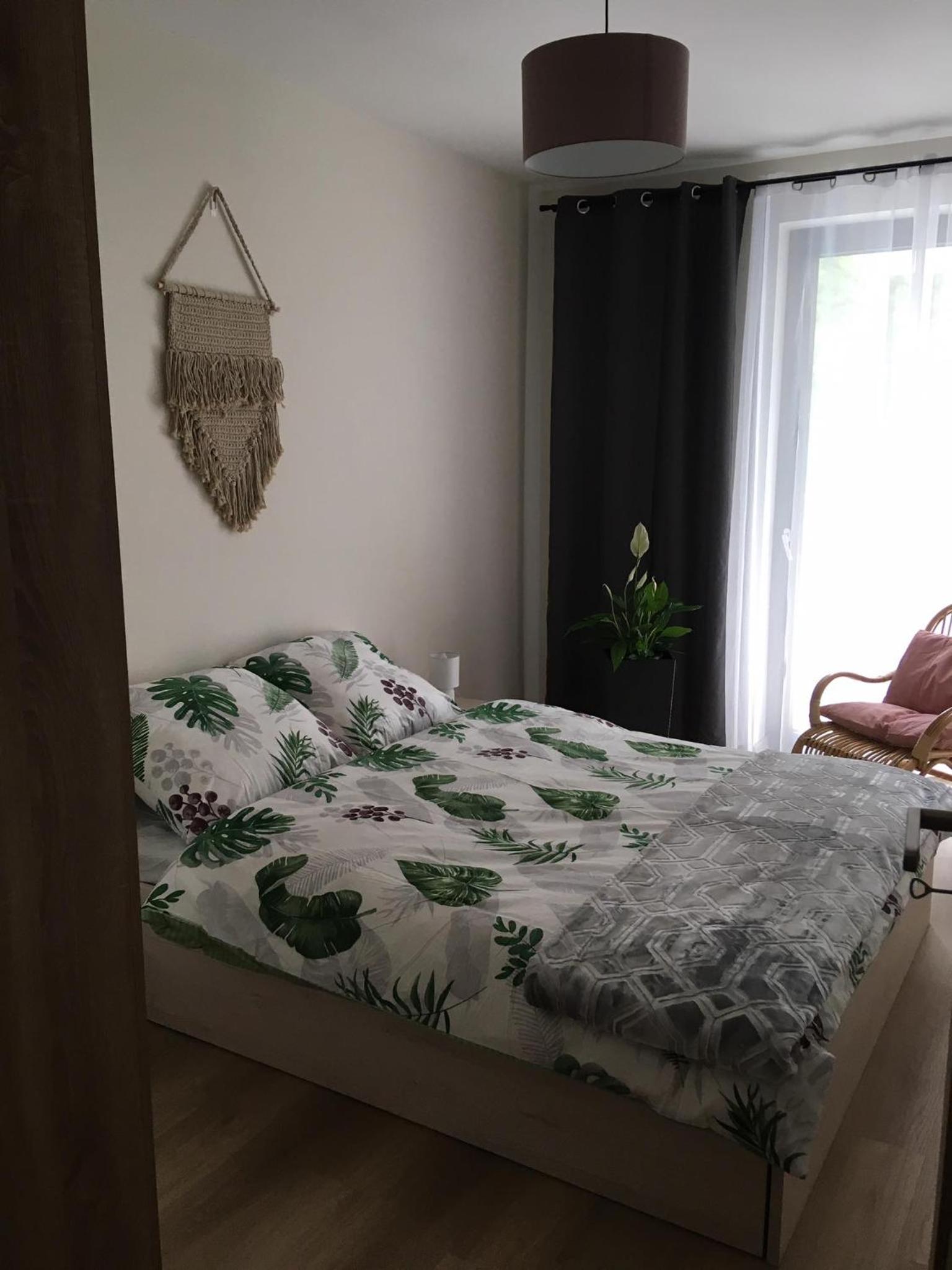 One-Bedroom Apartment - Photo 6