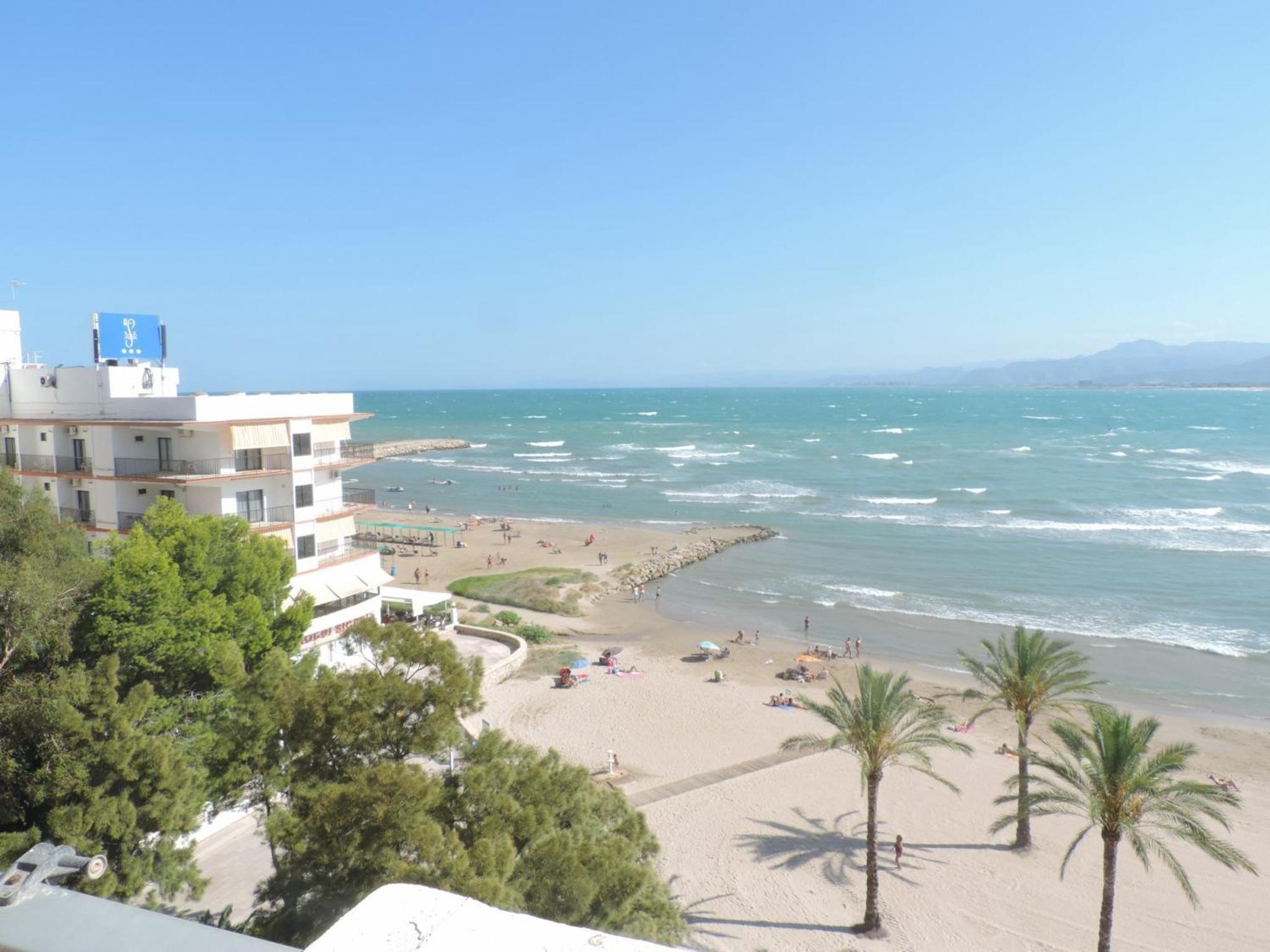 Double or Twin Room with Sea View - Photo 6
