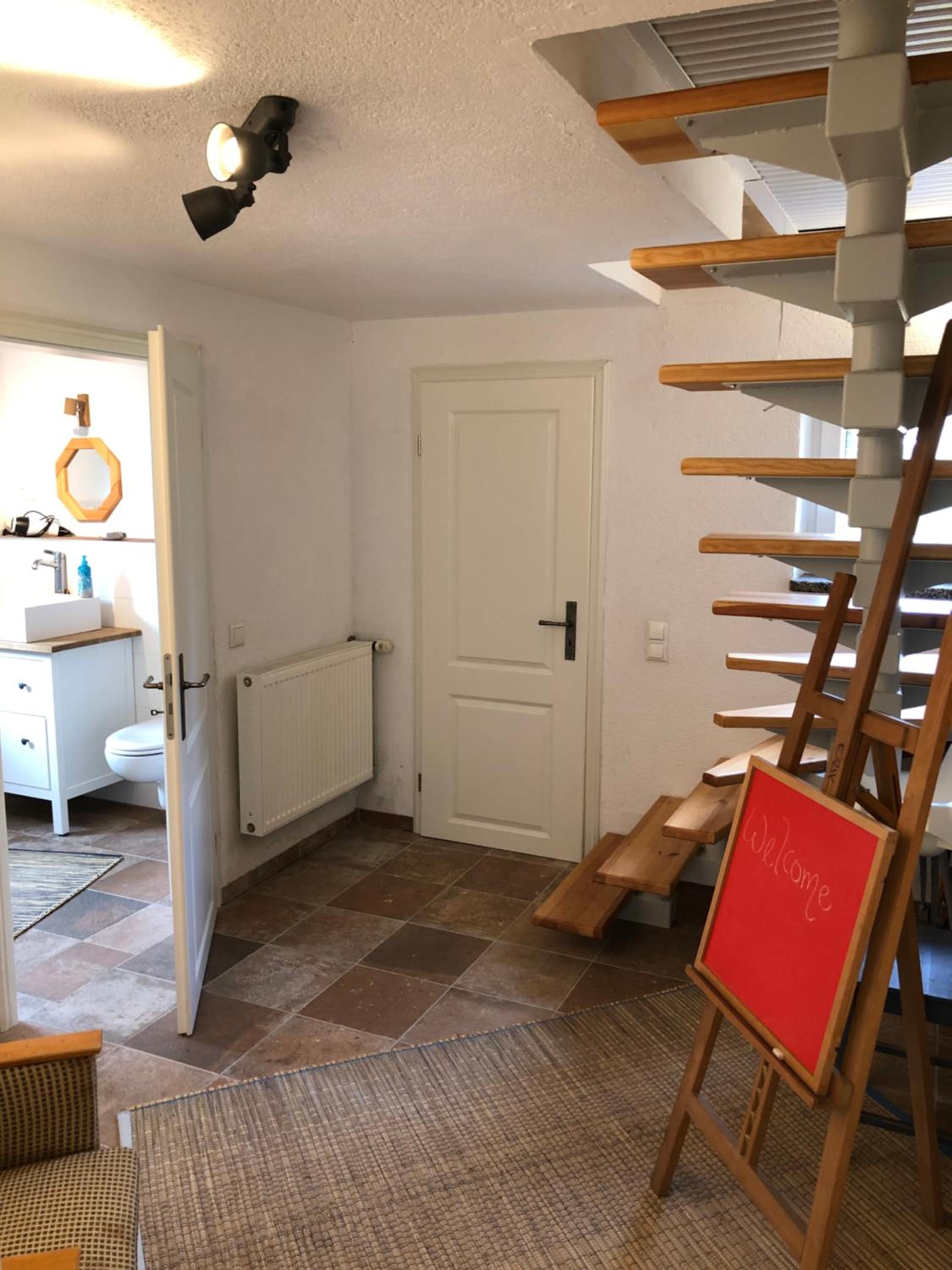 Two-Bedroom Apartment - Photo 17