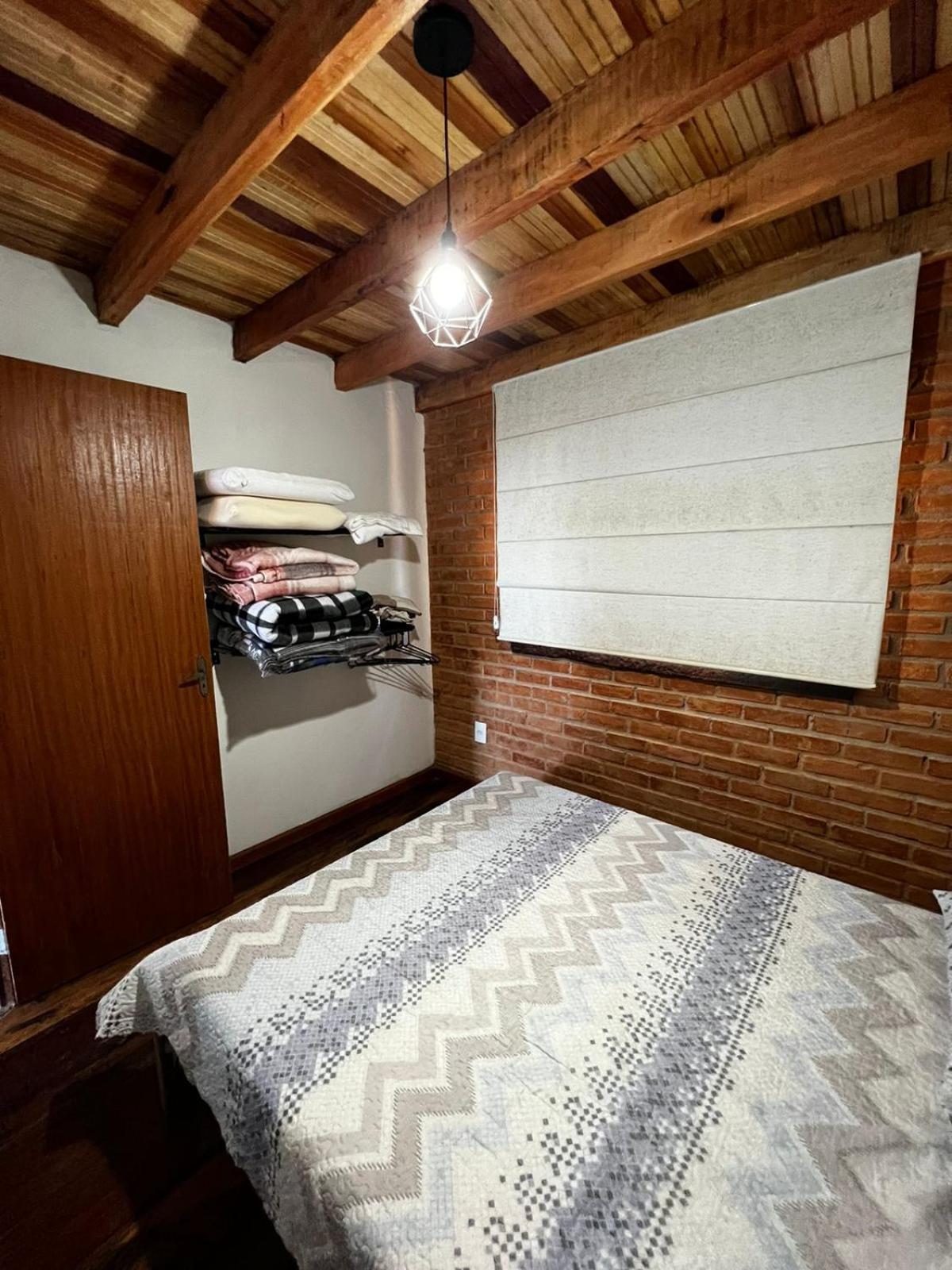Three-Bedroom House photo 3