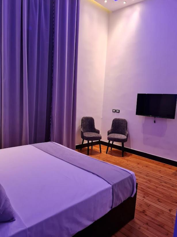 King Room with Balcony photo 2
