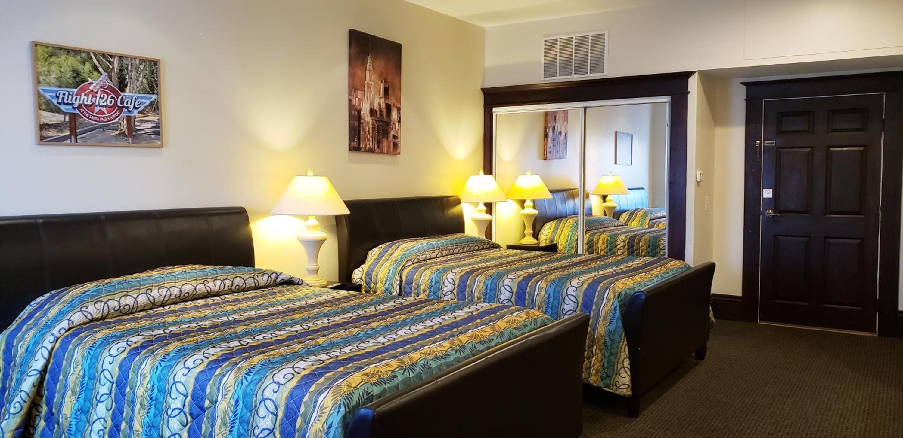 Queen Suite with Two Queen Beds ADA Accessible - Photo 1