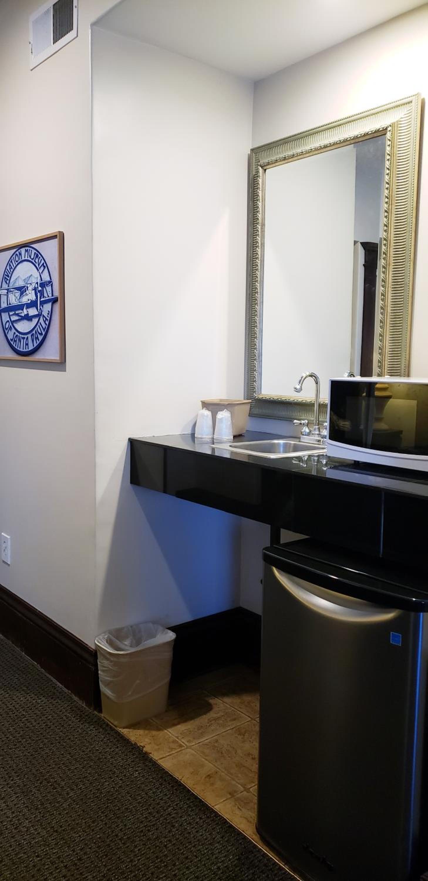 Queen Suite with Two Queen Beds ADA Accessible - Photo 6
