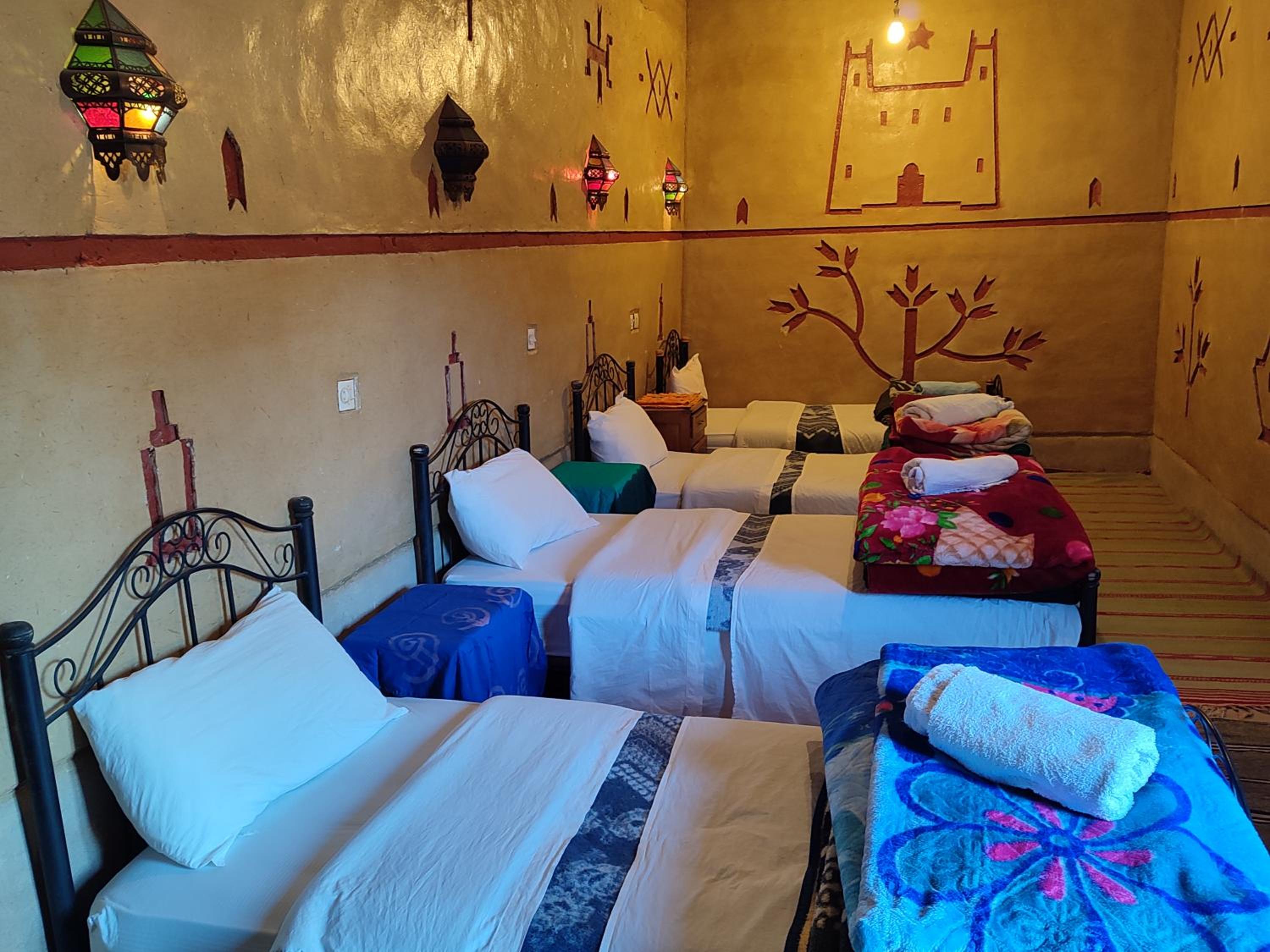 Quadruple Room - Photo 4