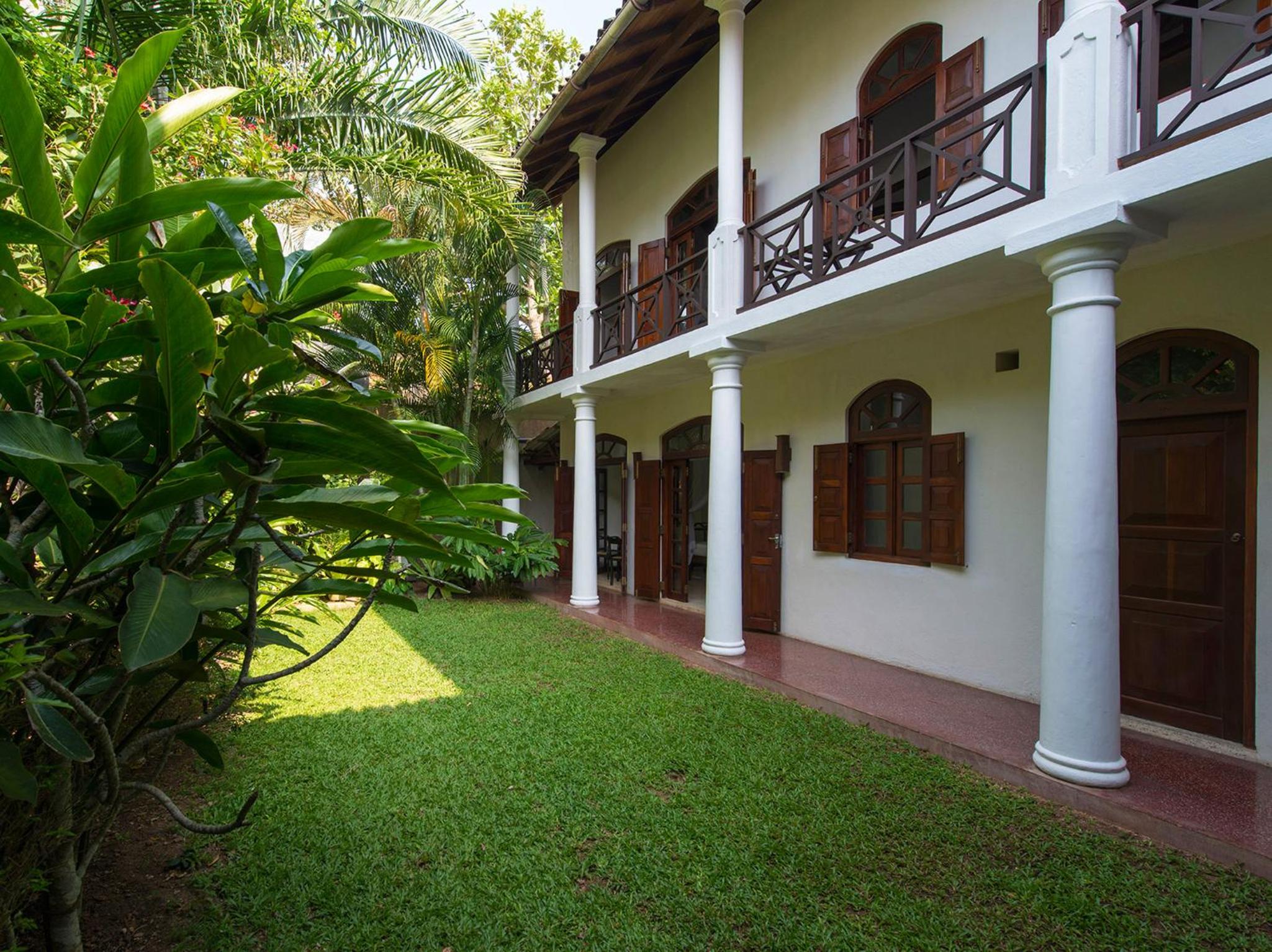 Three-Bedroom Villa photo 3