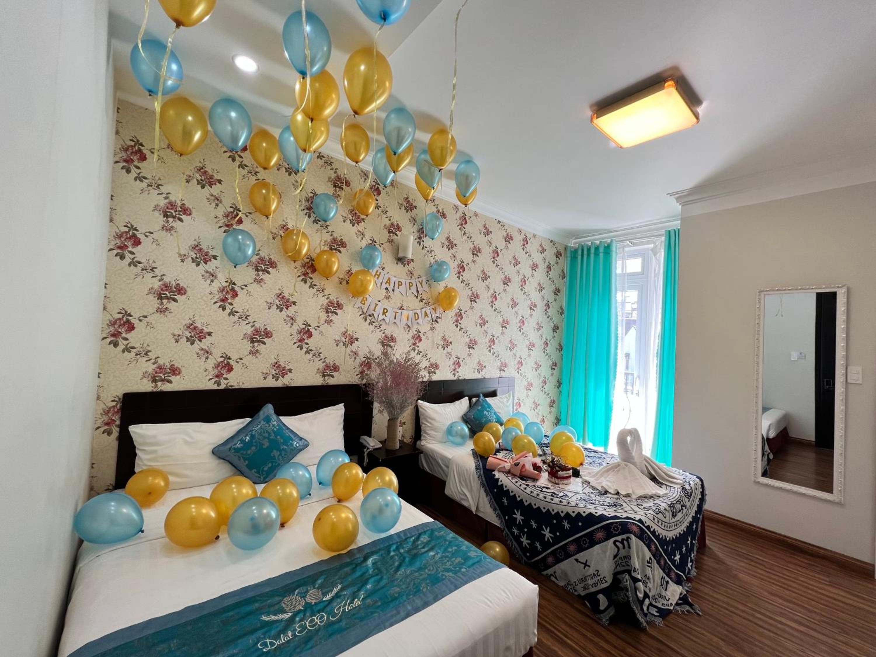 Quadruple Room with Balcony photo 2