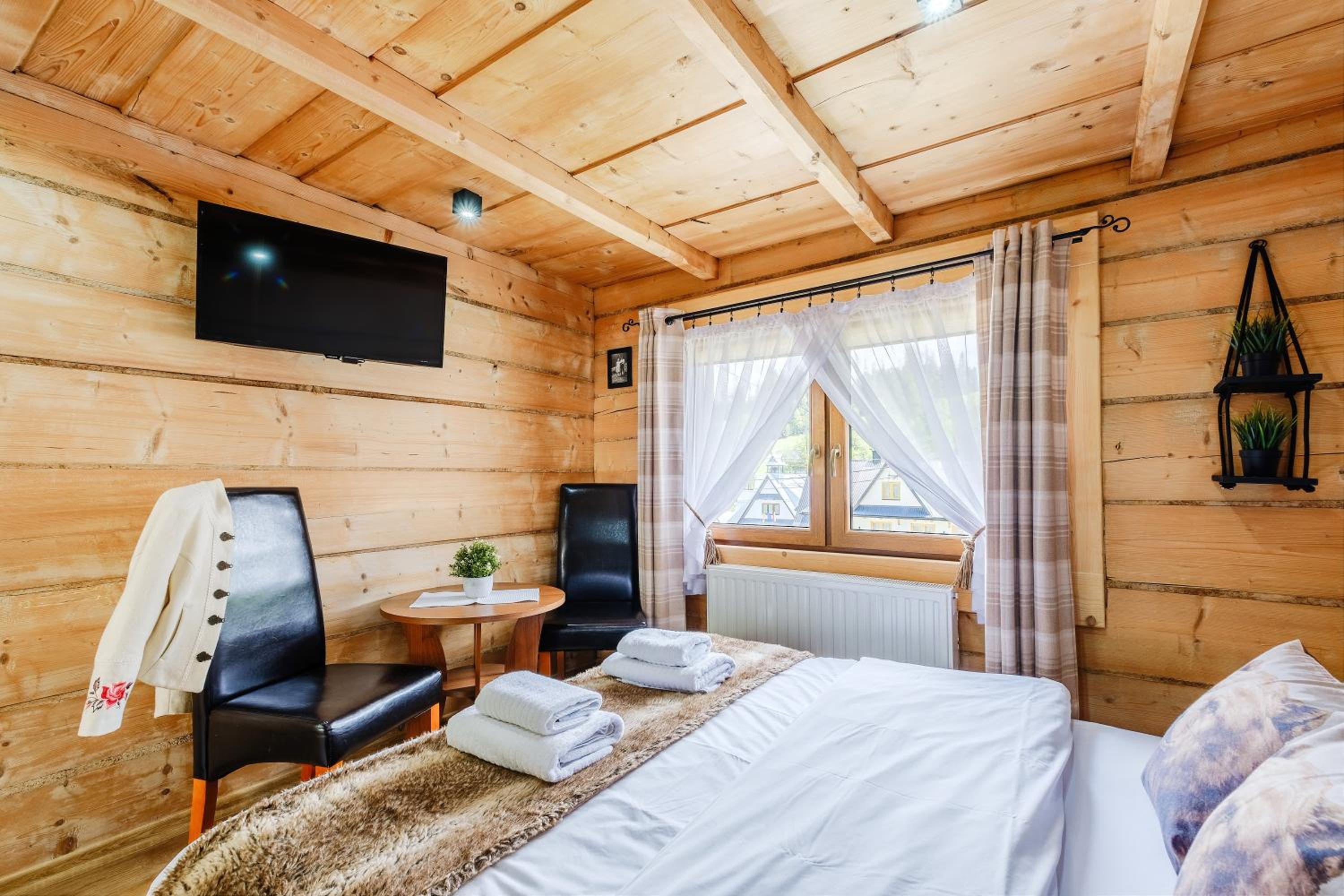 Double Room with Extra Bed photo 3