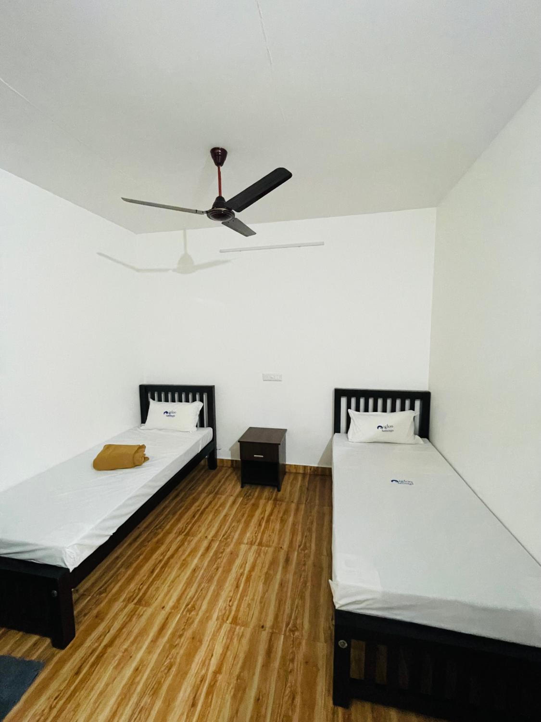 Budget Double Room photo 3