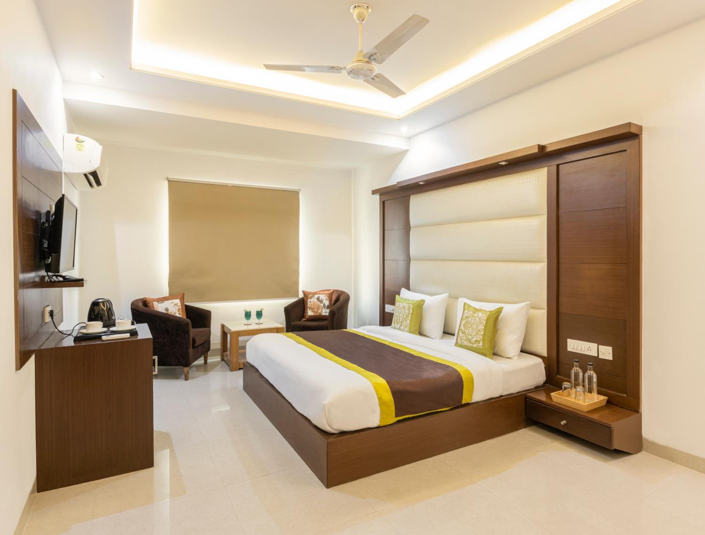 Super Deluxe Room - Photo 6