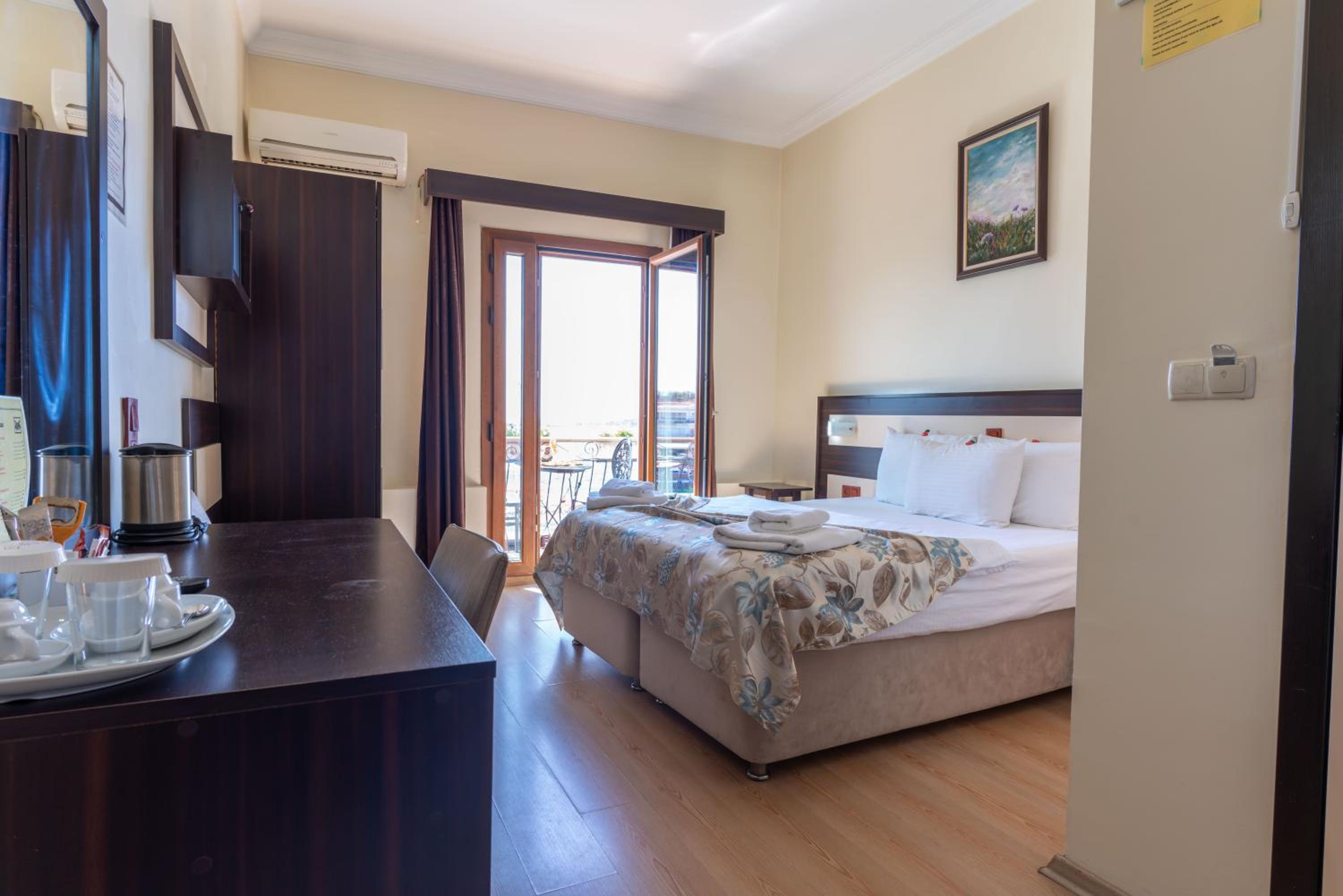 Superior Twin Room with Sea View
