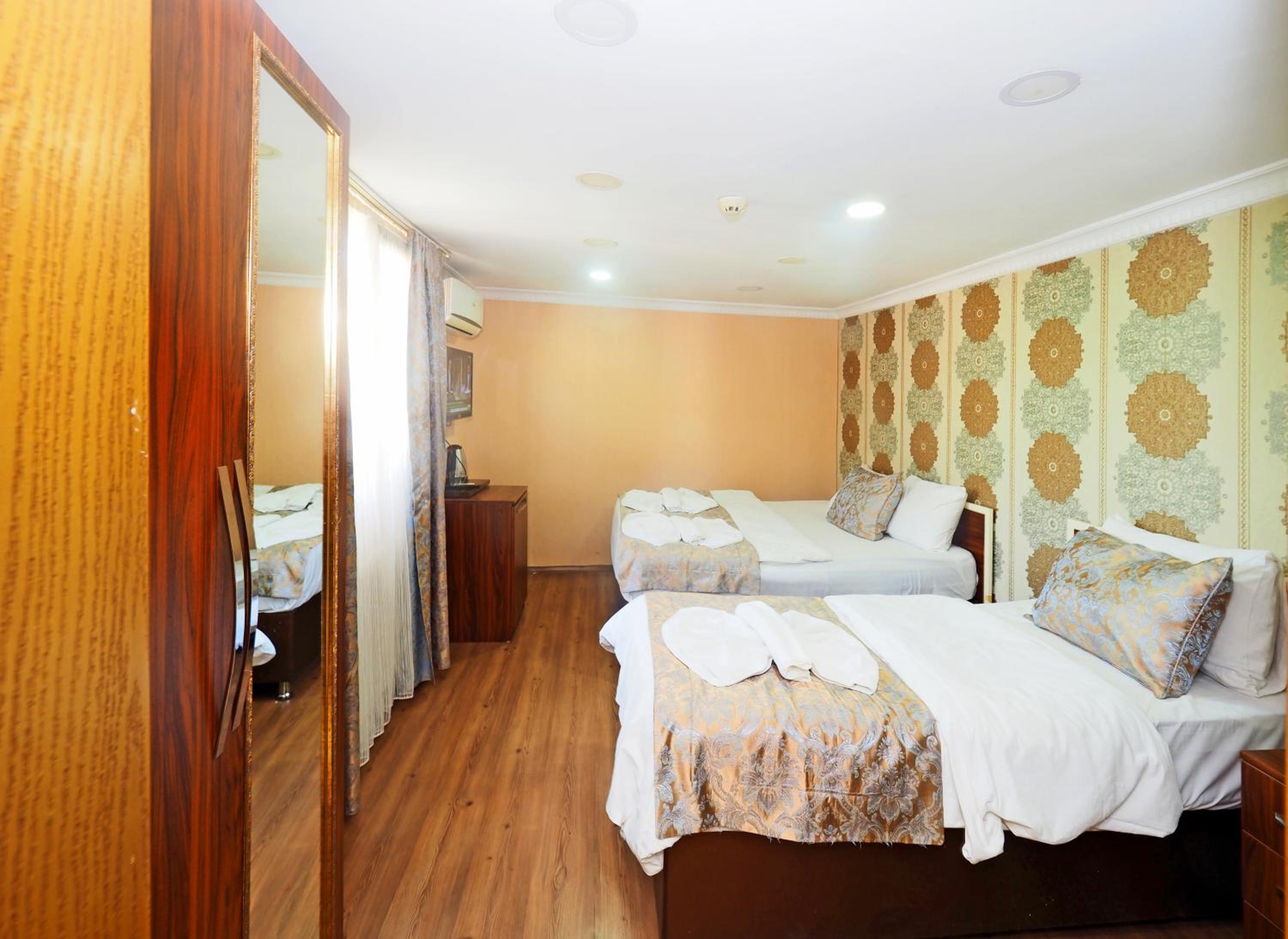 Standard Triple Room photo 3