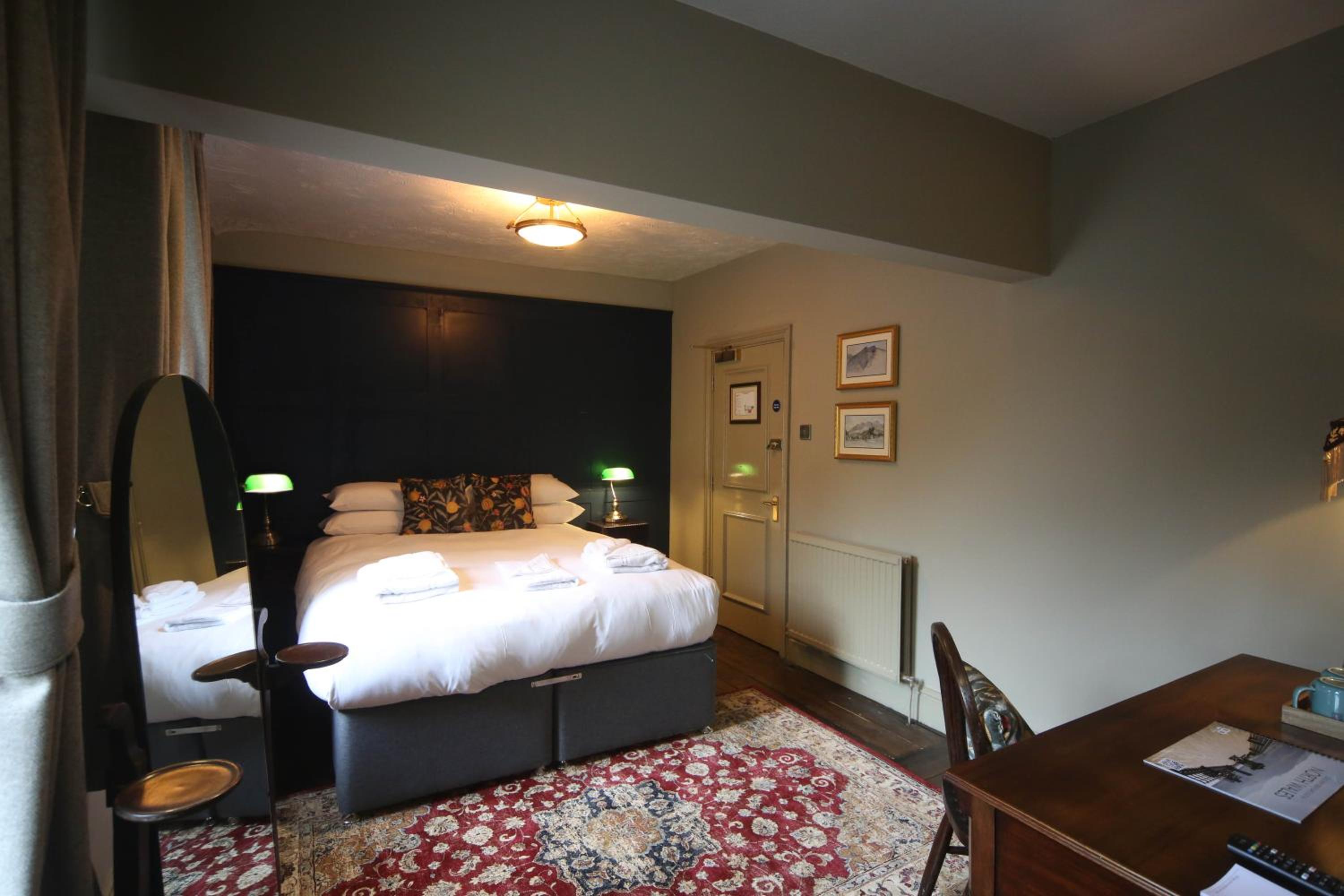 Family Room photo 2