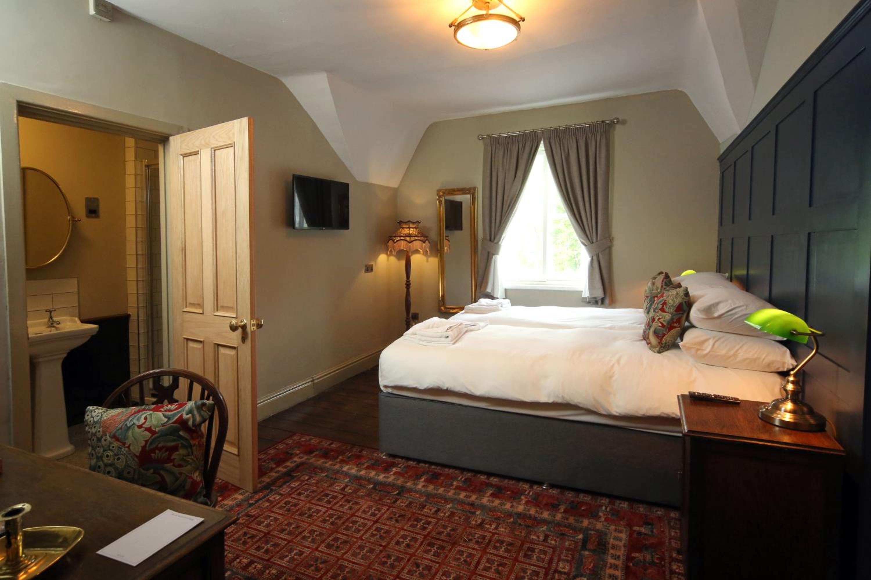 Double Room with Private Bathroom photo 2