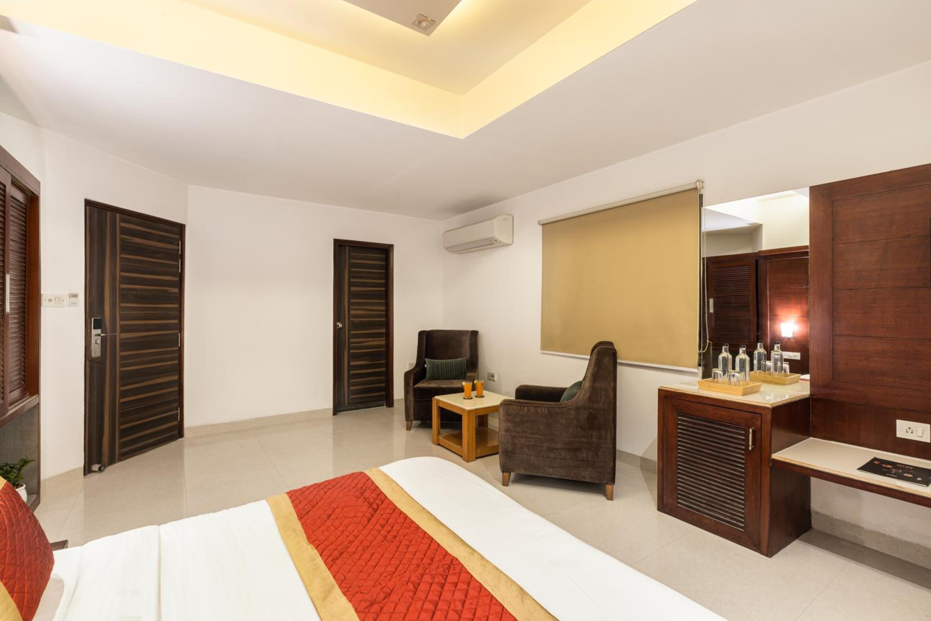 Family Room - Photo 13