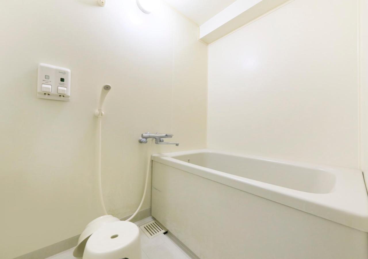 Standard Twin Room with Sea View - Non-Smoking - Photo 4
