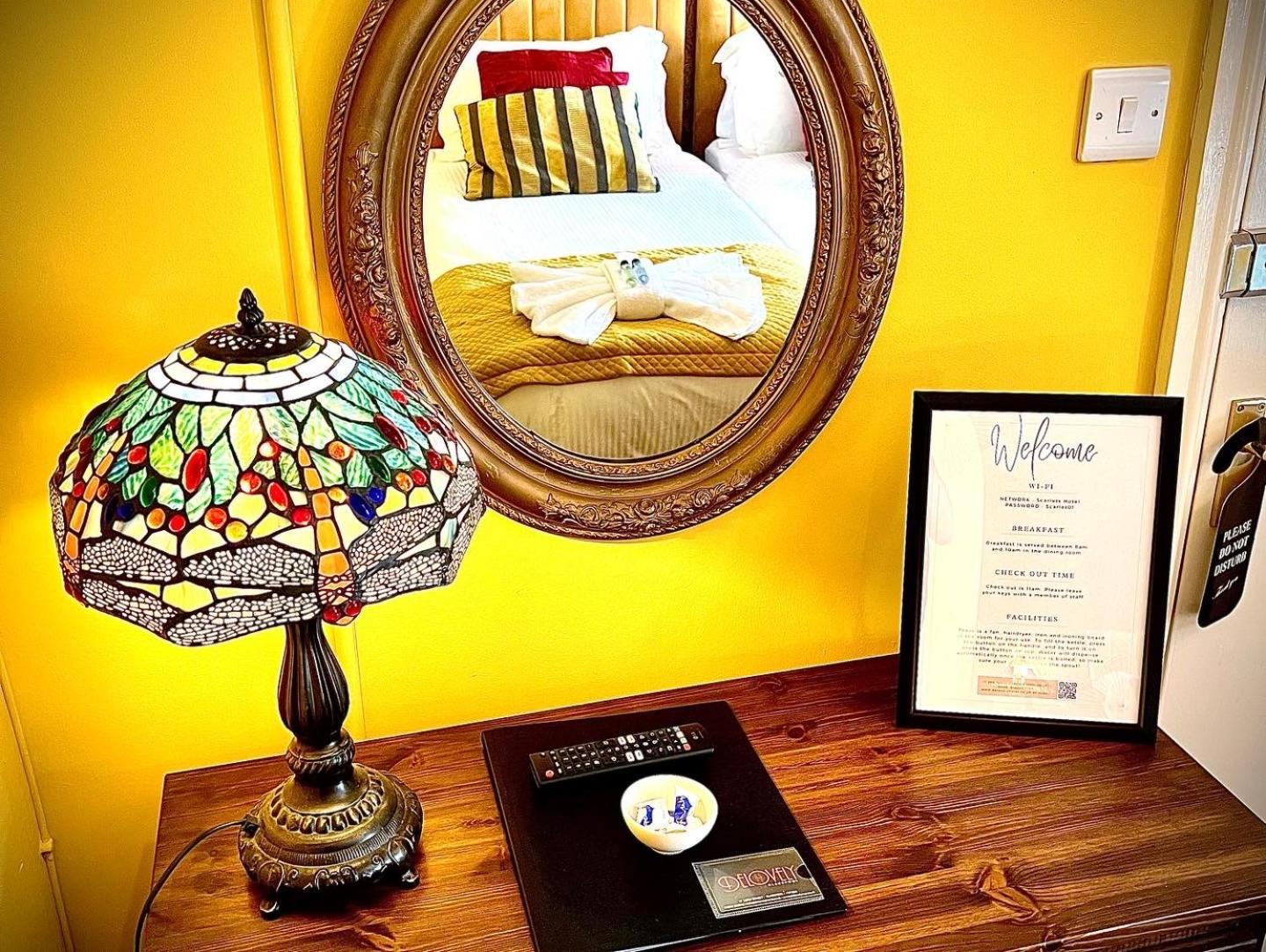 Twin Room - Photo 5
