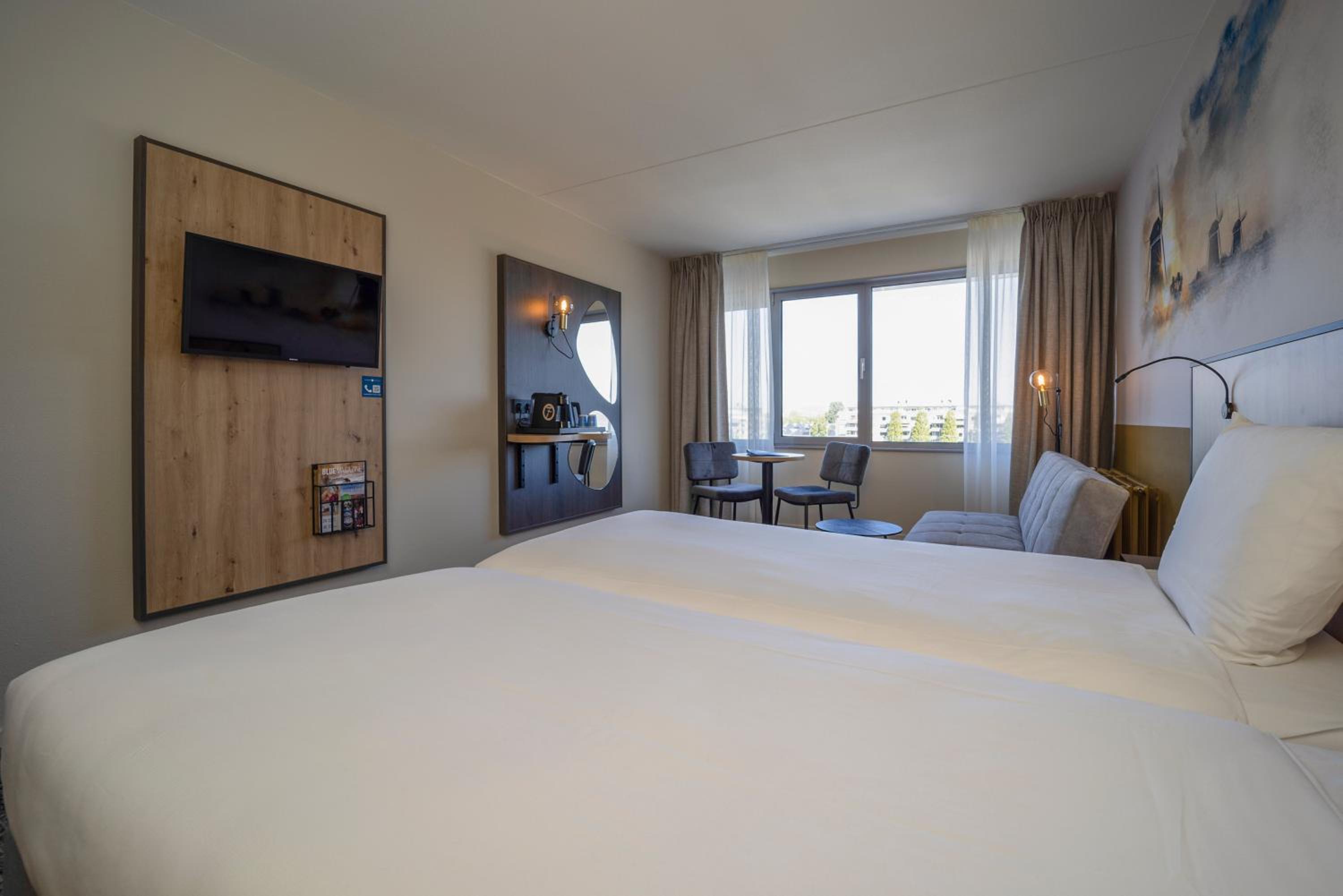 Standard Double Room with Shower photo 3