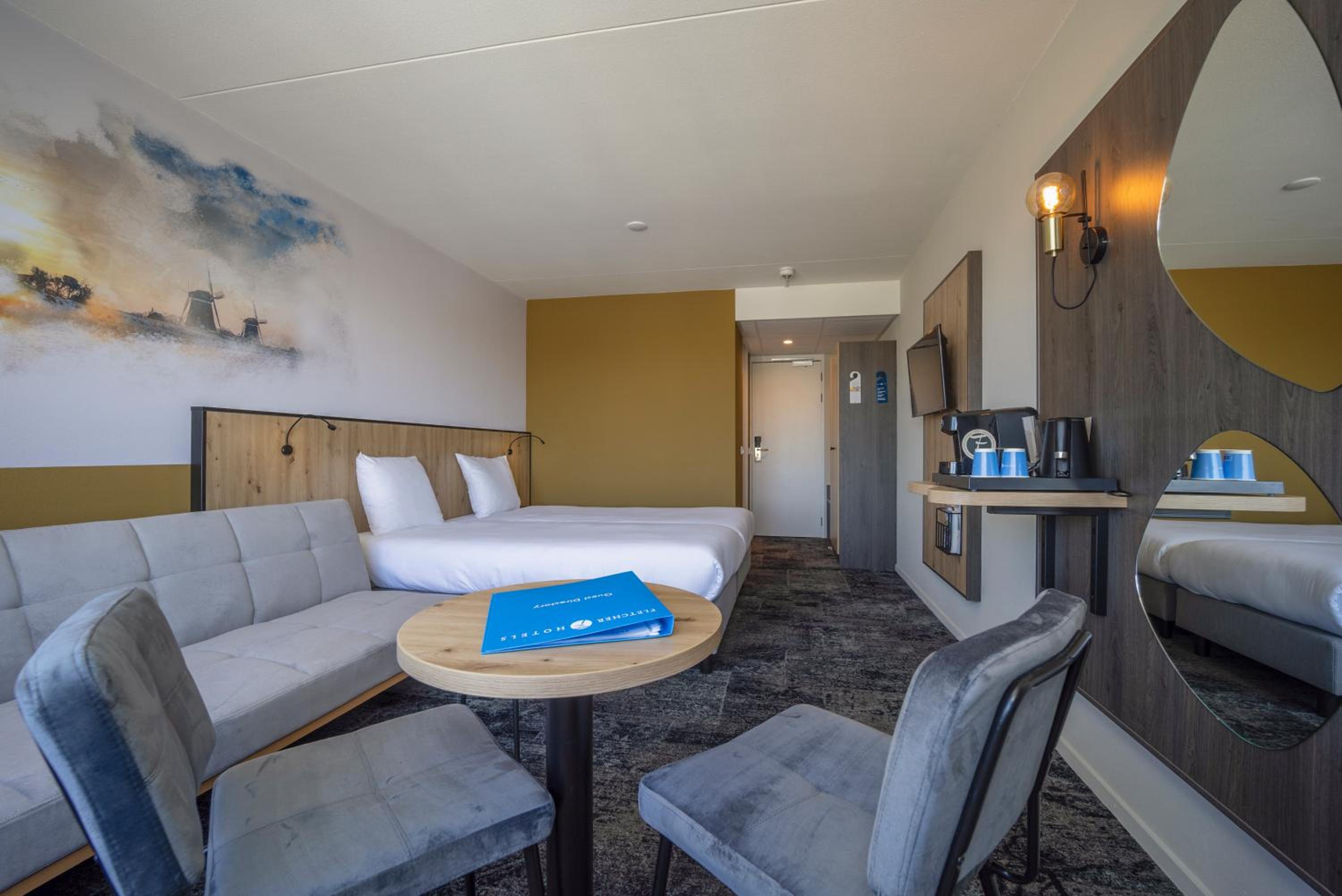 Large Double Room - Photo 1