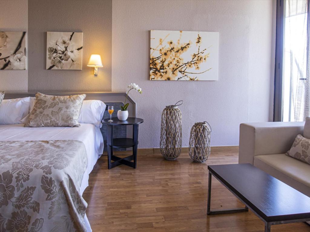 Superior Double Room - Photo 3