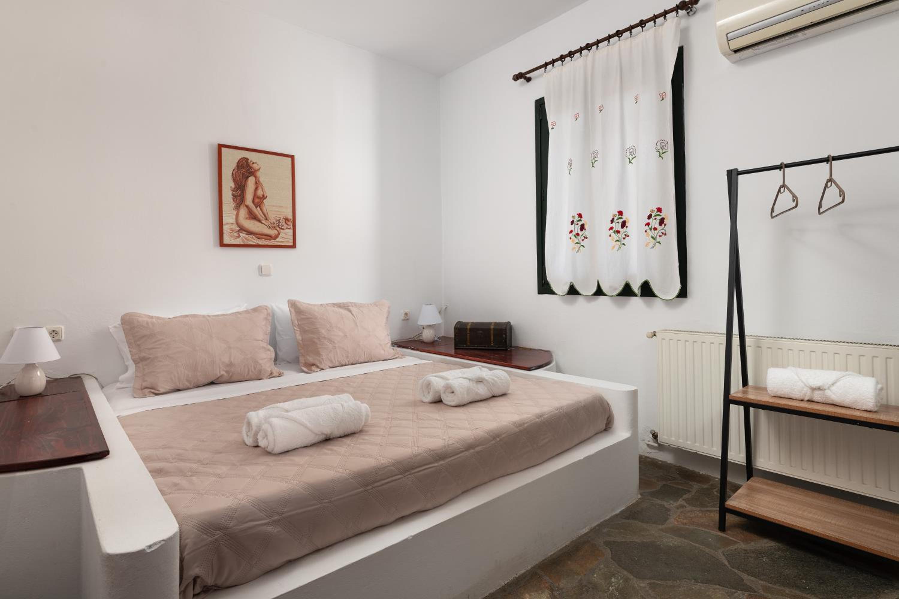 Three-Bedroom House photo 1