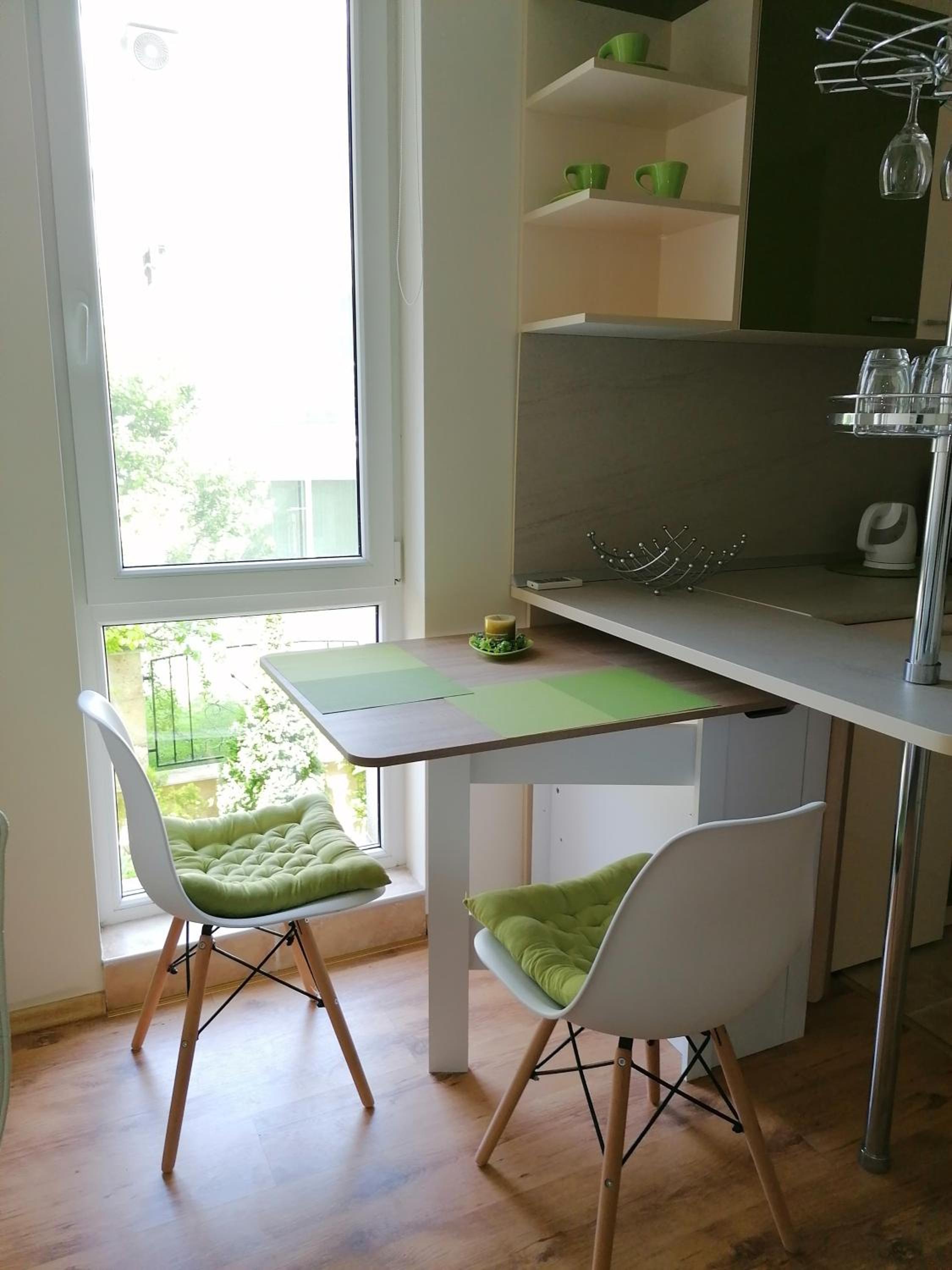 One-Bedroom Apartment photo 2