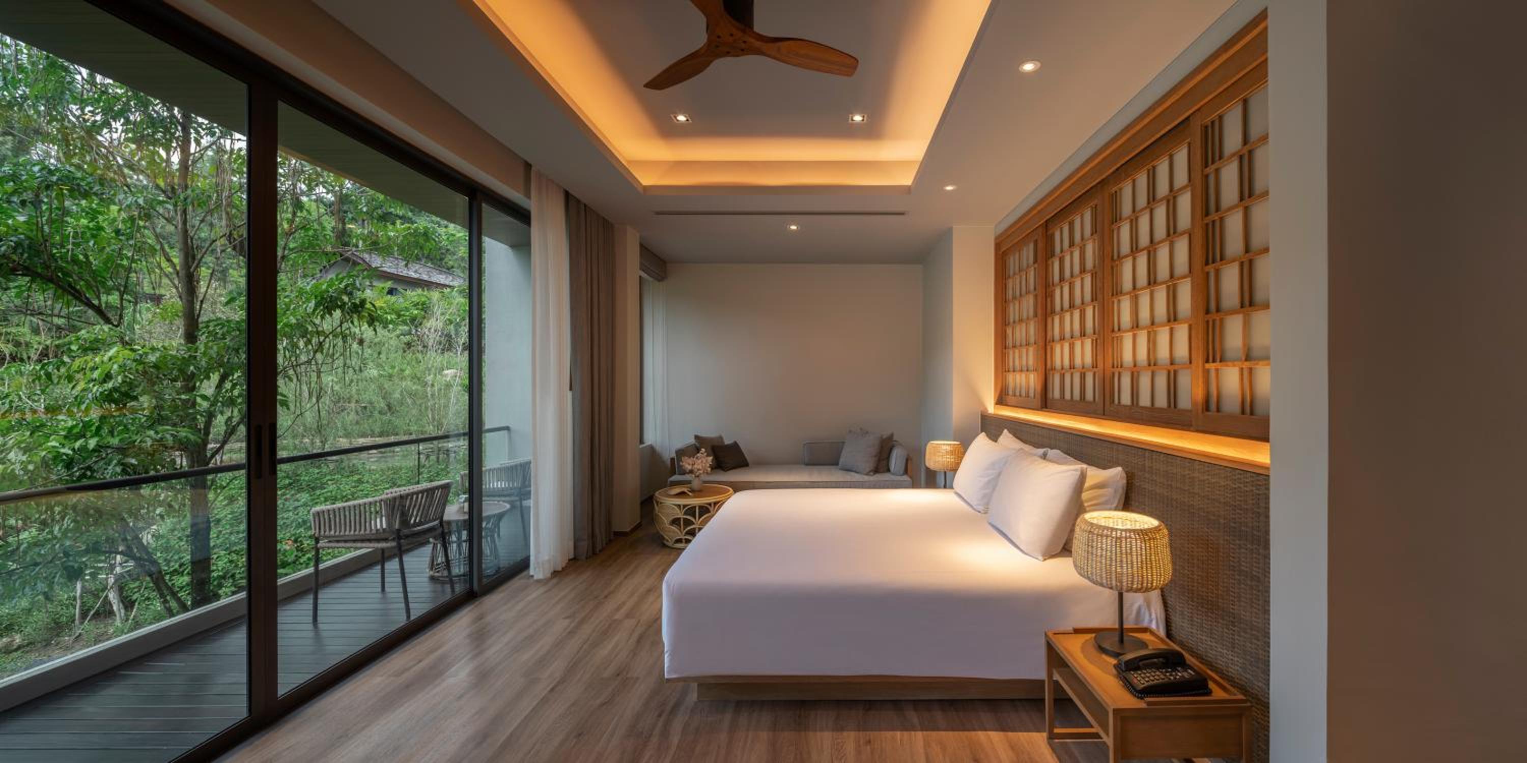 Studio Loft with King Bed