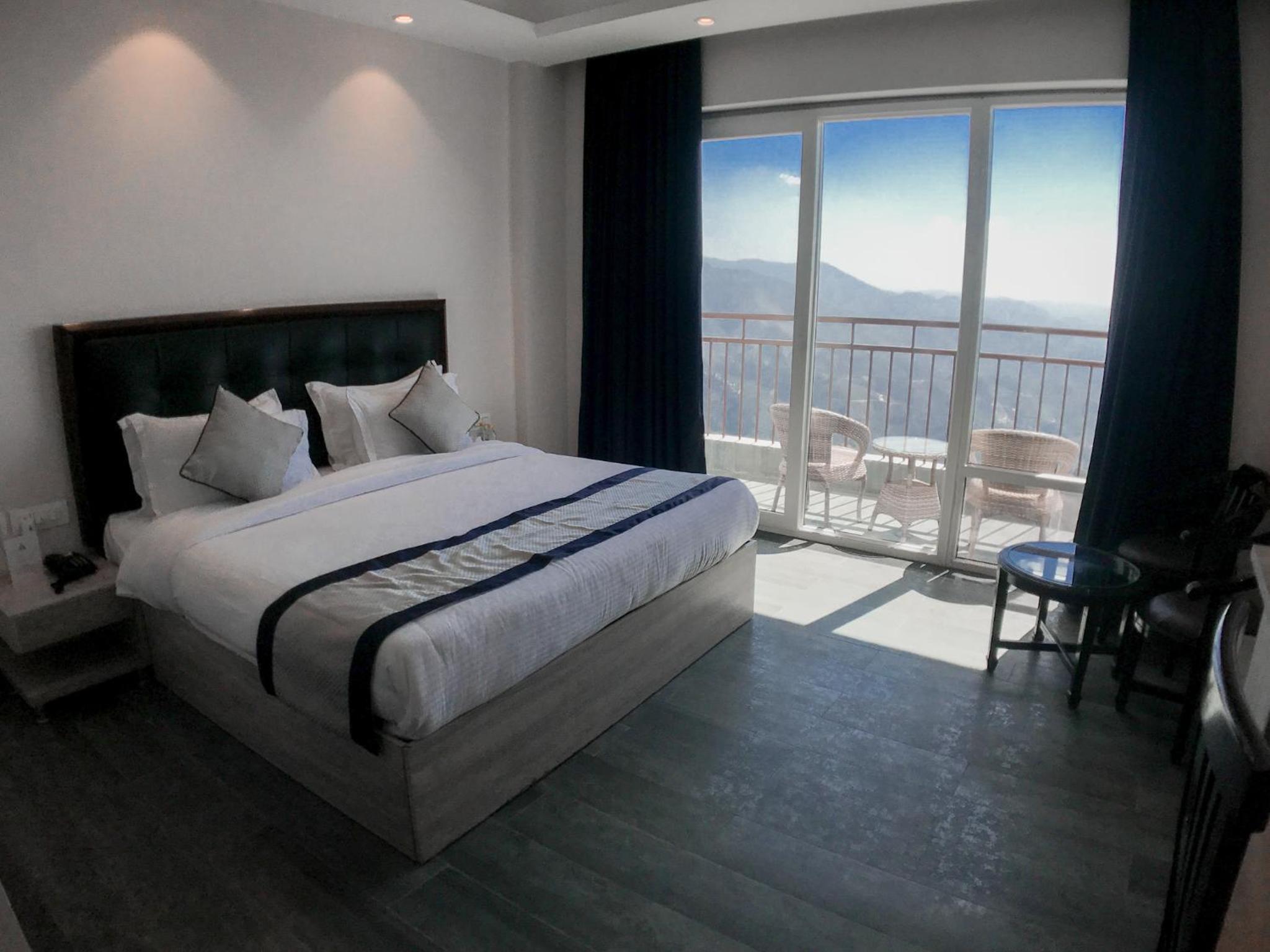 Double Room with Mountain View photo 2