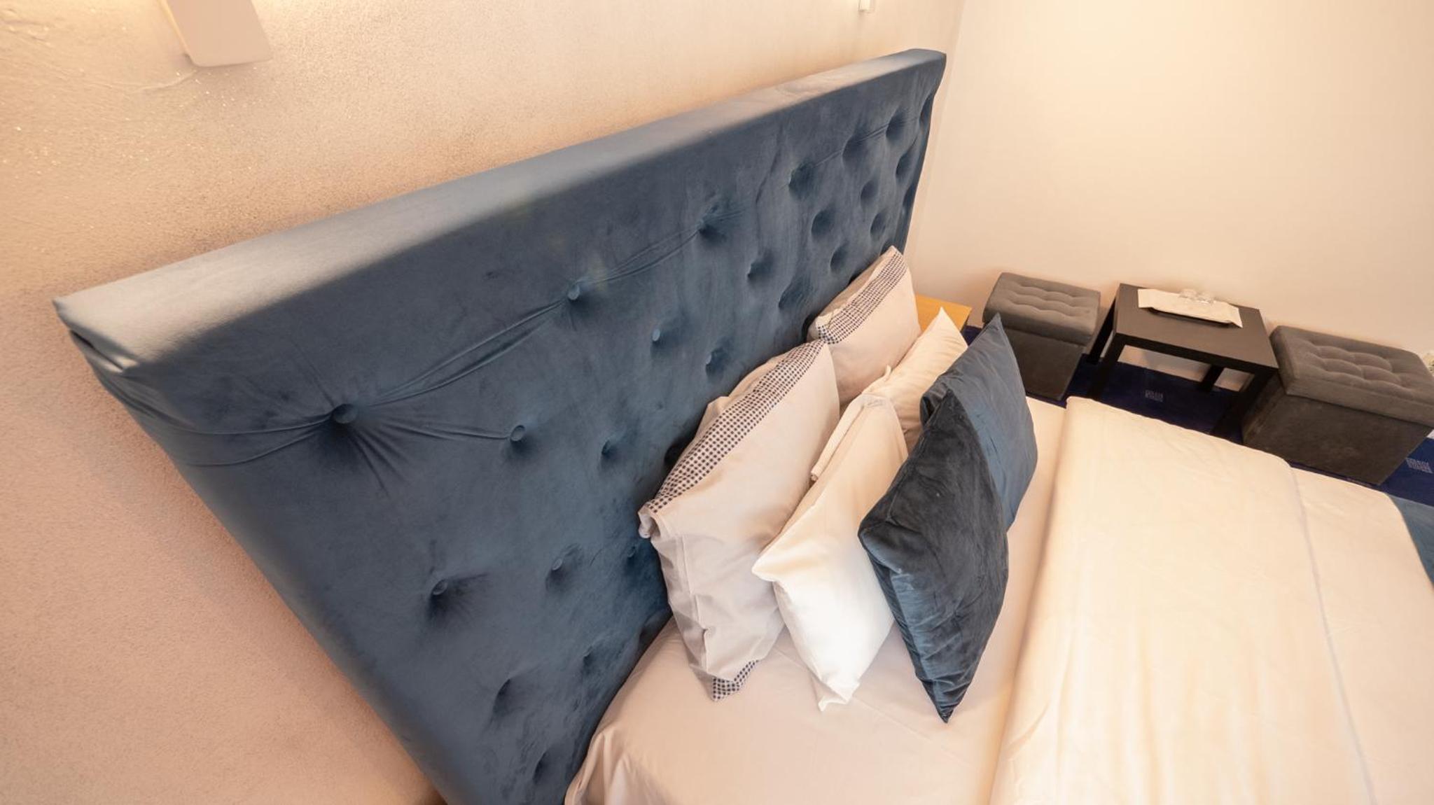 Double Room with Balcony - Photo 20