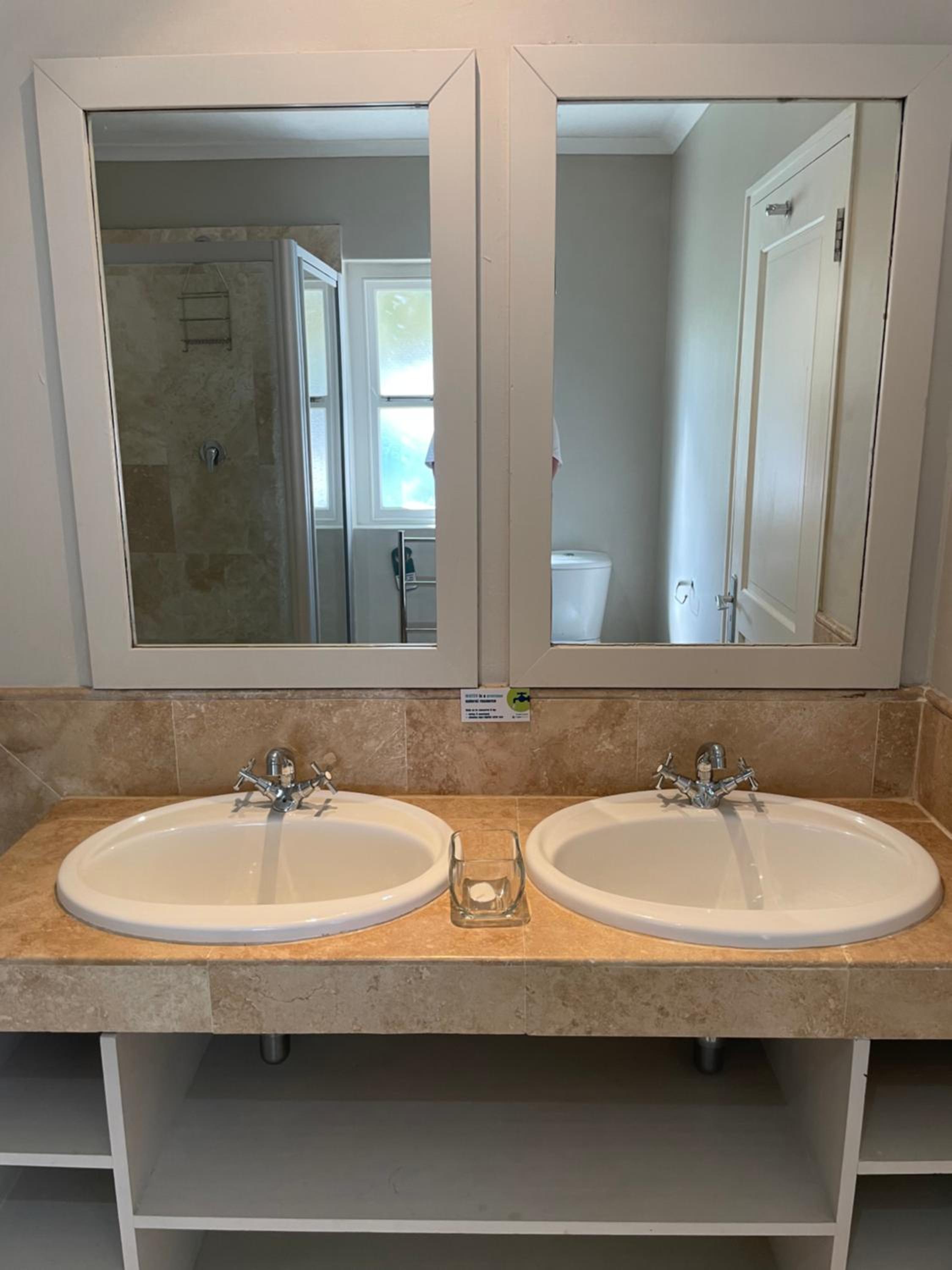 King Room with Sea View - Photo 10