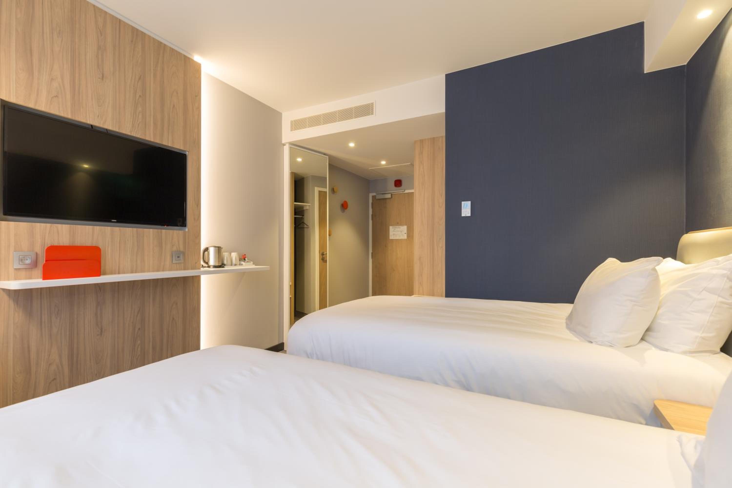 Standard Twin Room - Free Breakfast - Photo 2