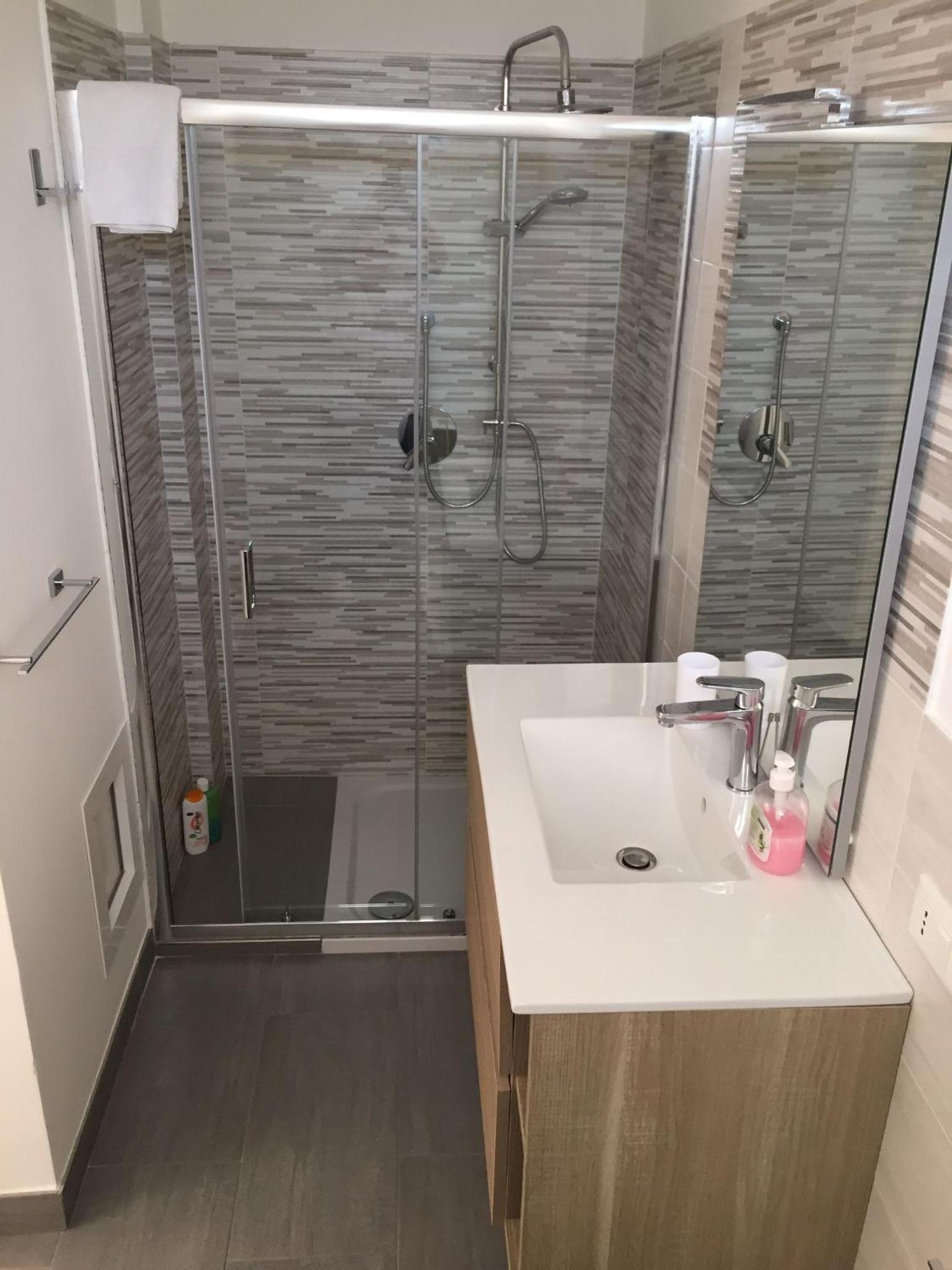 Triple Room With Private Bathroom photo 2
