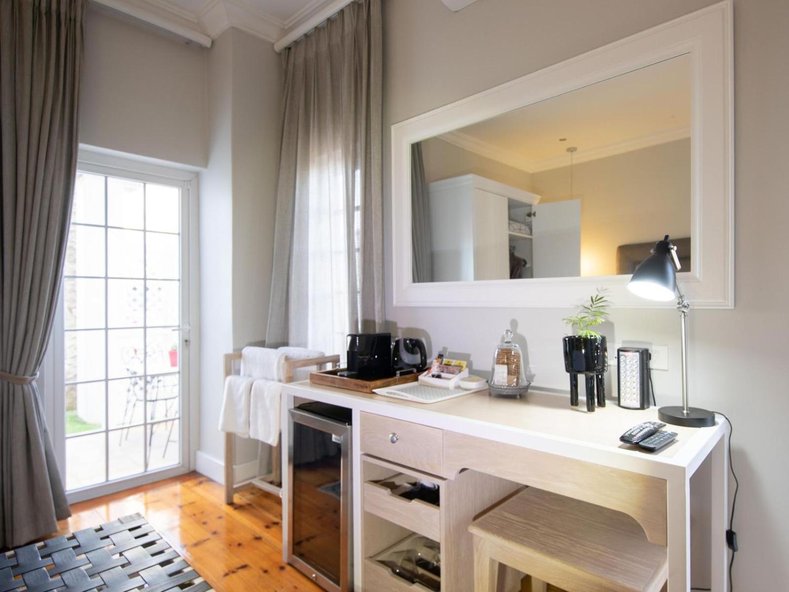 Executive King Room - Photo 20